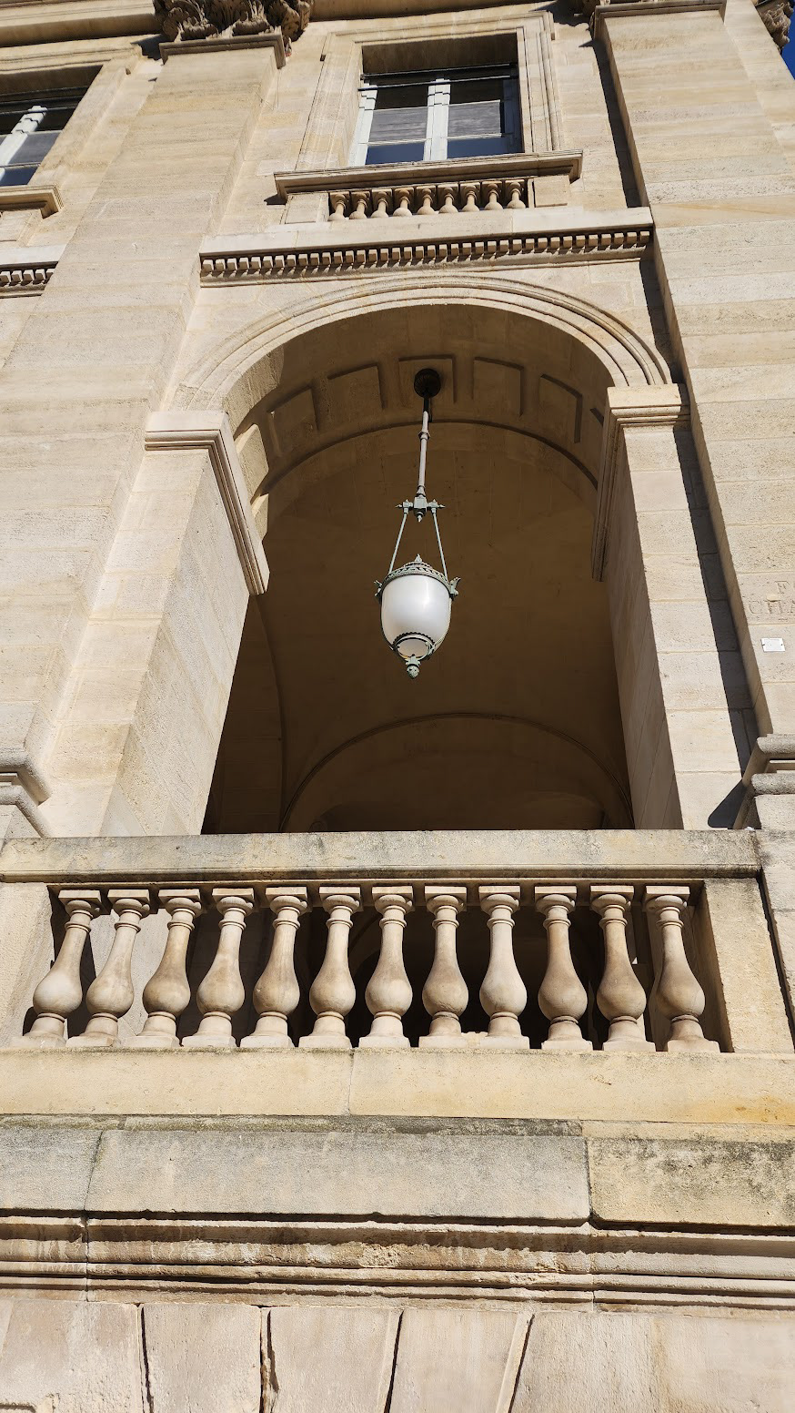 NOUVEAU LAMP