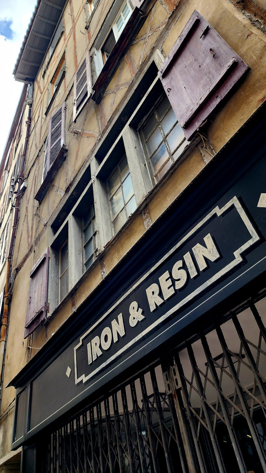 Iron & Resin