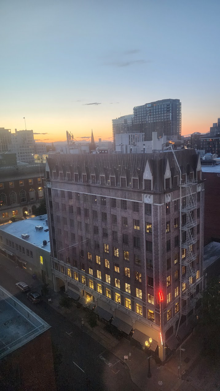 I love this building in downtown portland. I fantasized about owning the top floor and making it a perfect penthouse.