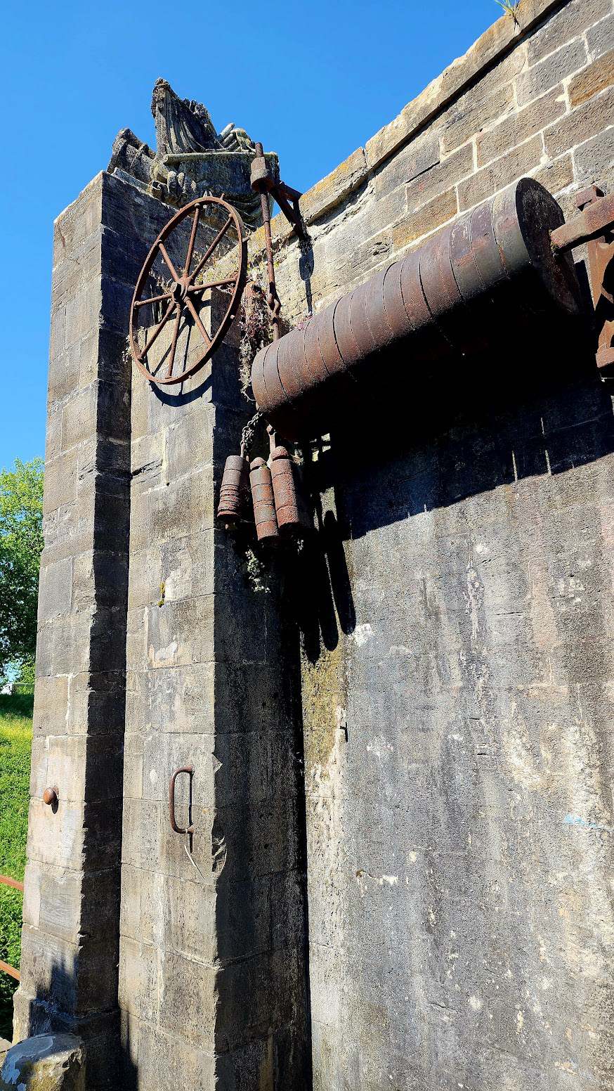 Drawbridge Mechanics