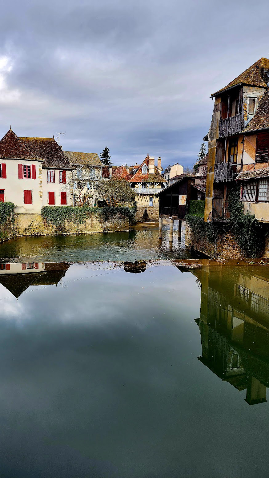 DOWNTOWN SALIES DE BÉARN