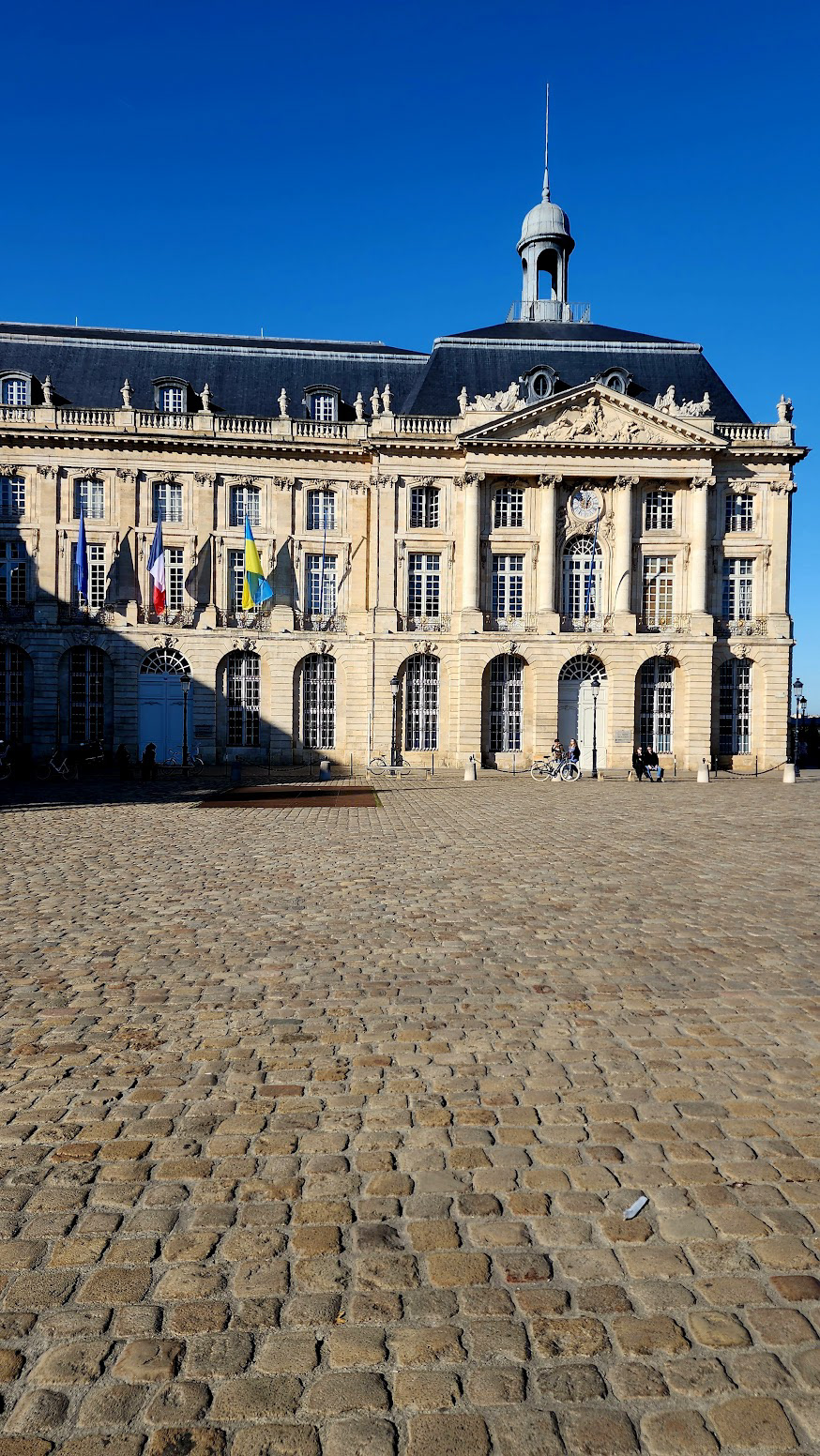 palais in place de la bourse