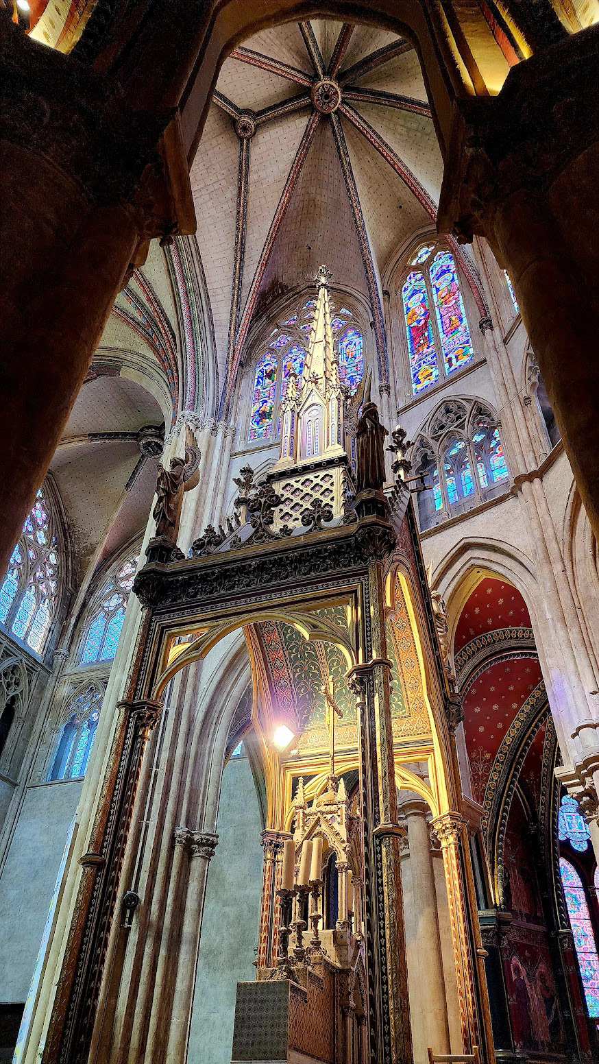 Inside Cathedrale Sainte-Marie