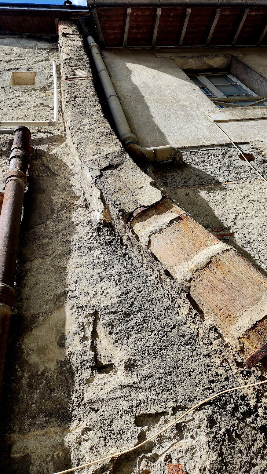 ARCHITECTURAL DETAIL