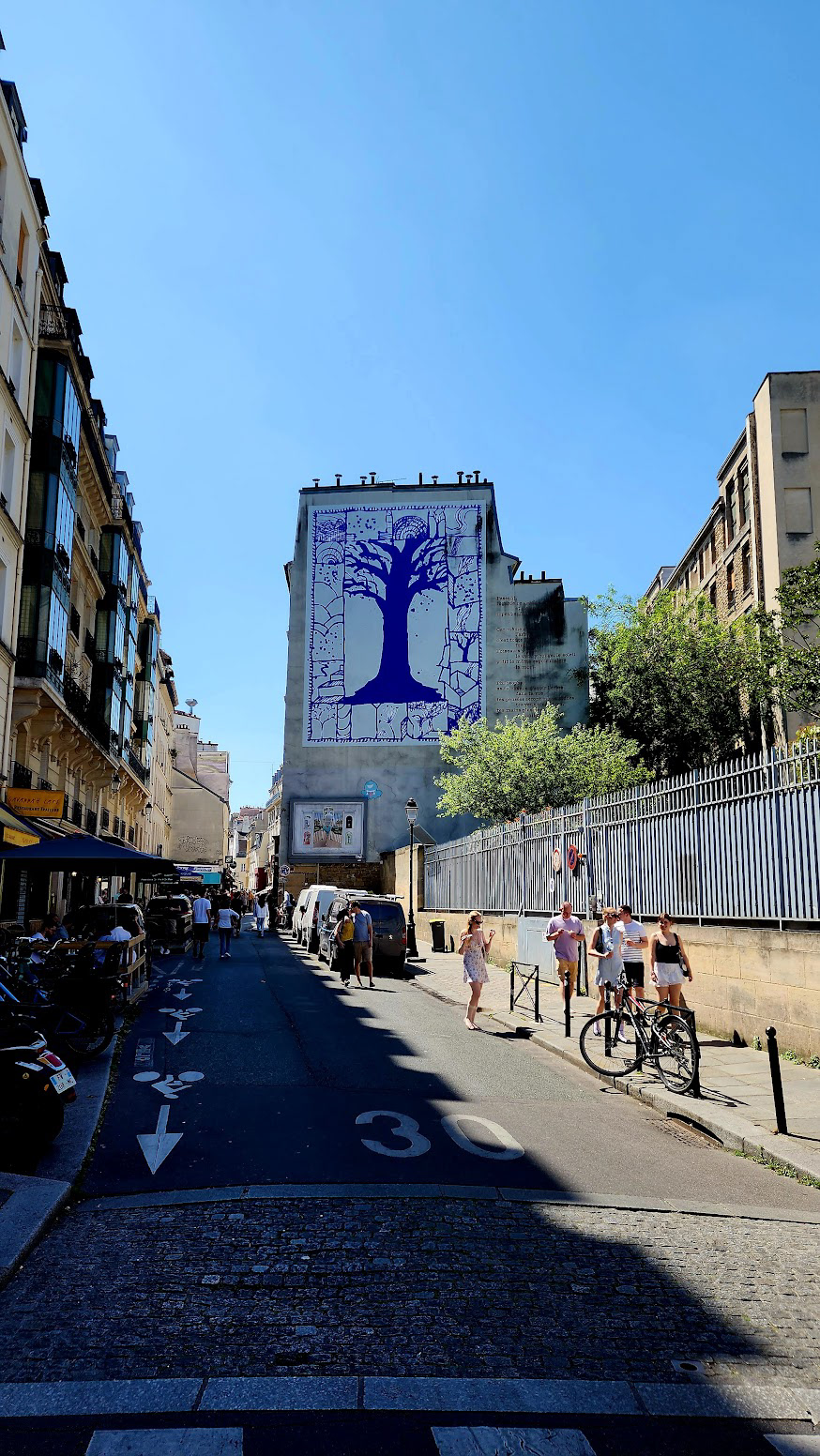 Street Scene in Paris