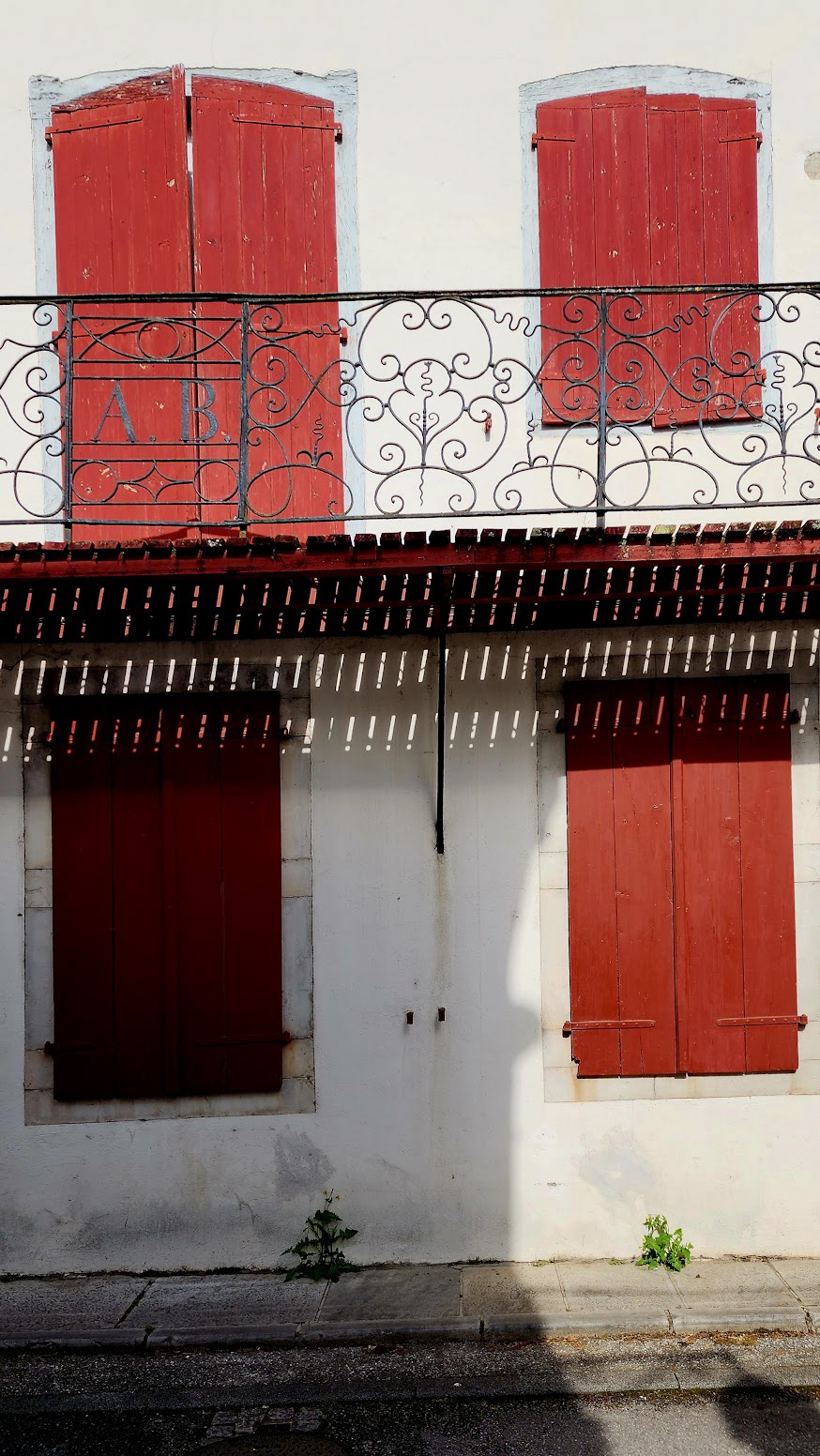 BASQUE WINDOWS