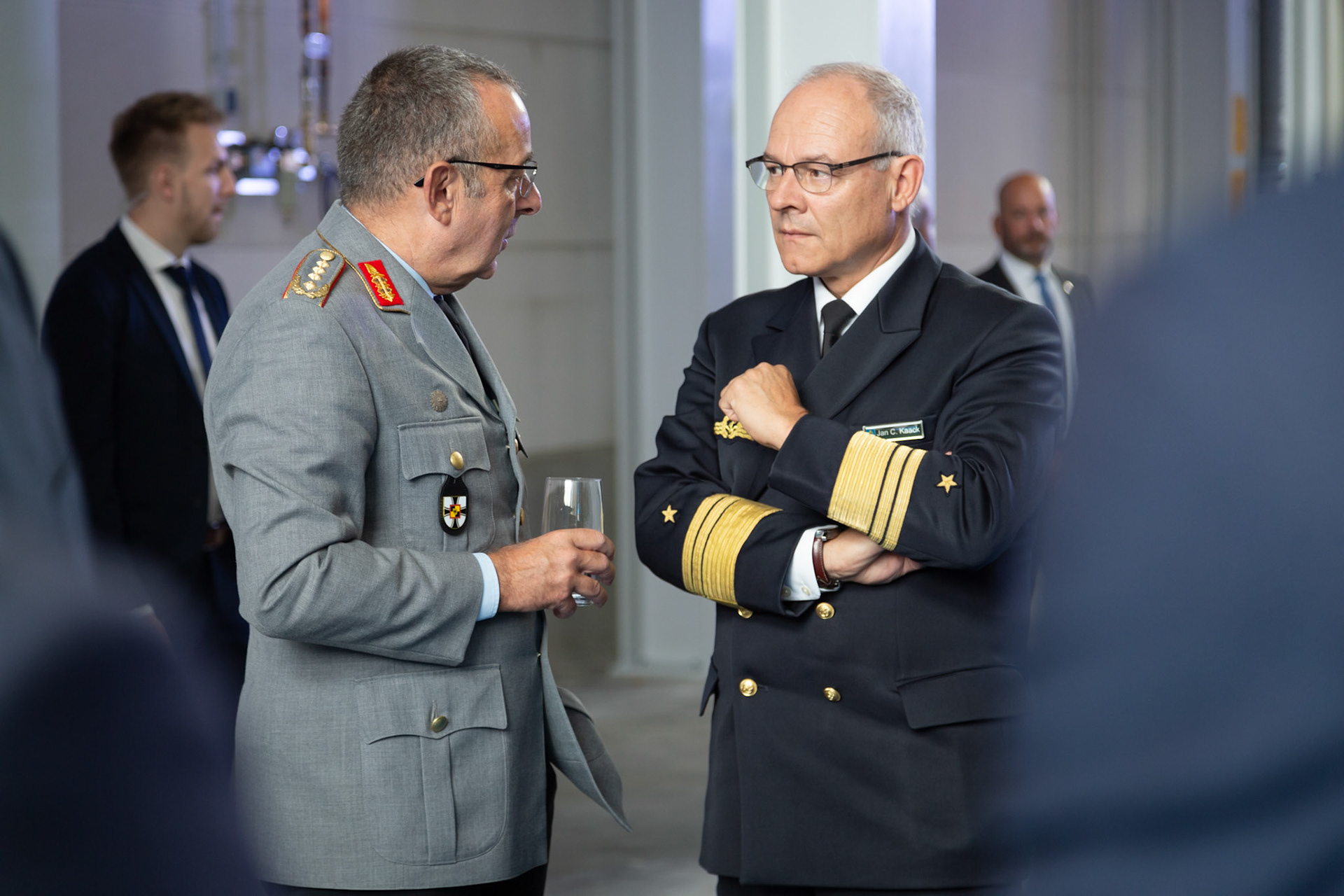 Generalinspekteur des Heeres, Carsten Breuer (links), und Inspekteur der Marine, Jan Christian Kaack