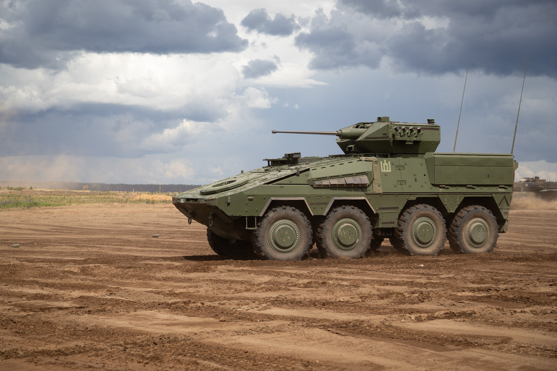 Gepanzertes Transportkraftfahrzeug "Boxer"