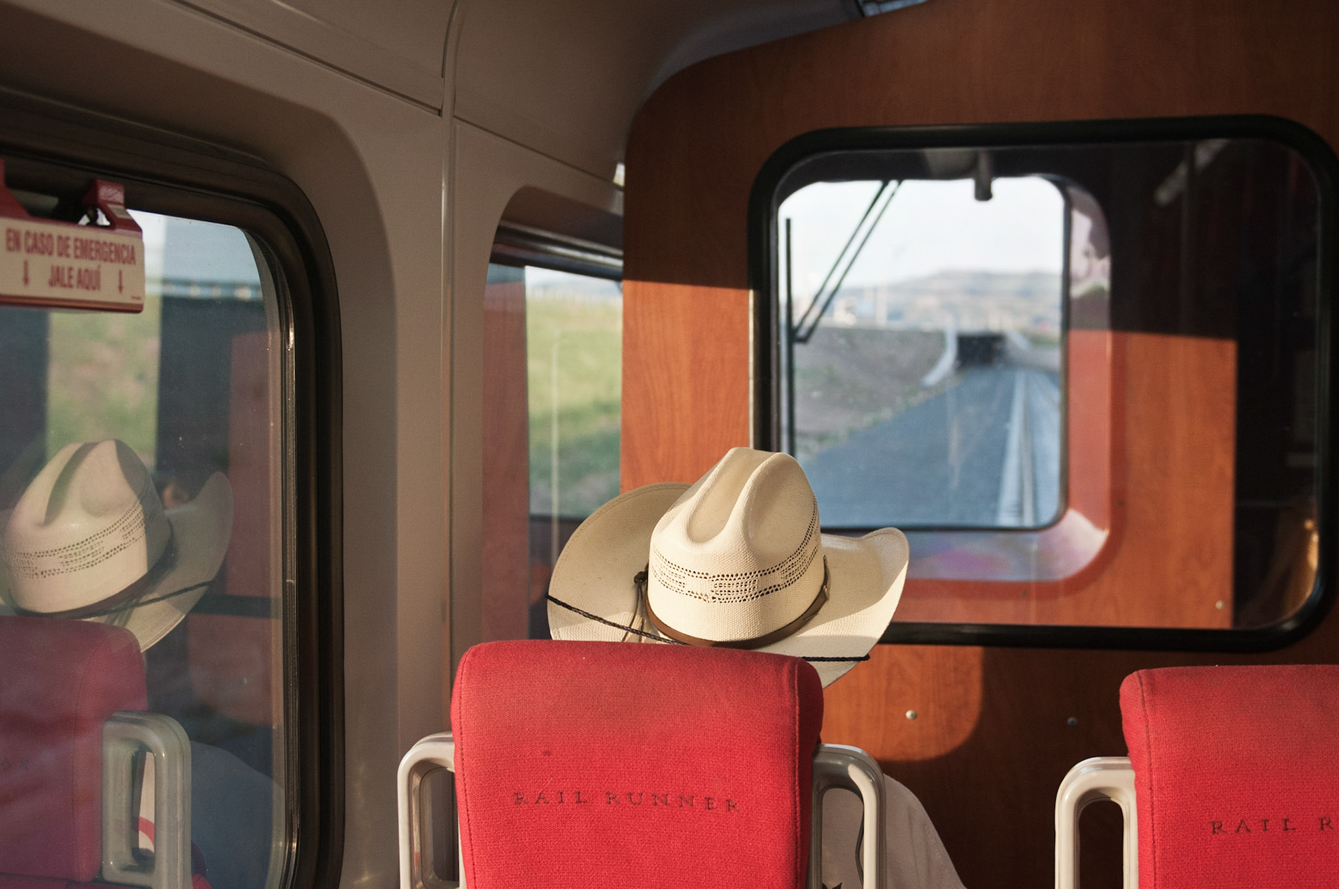 RailRunner, Train from Santa Fe to albuquerque
