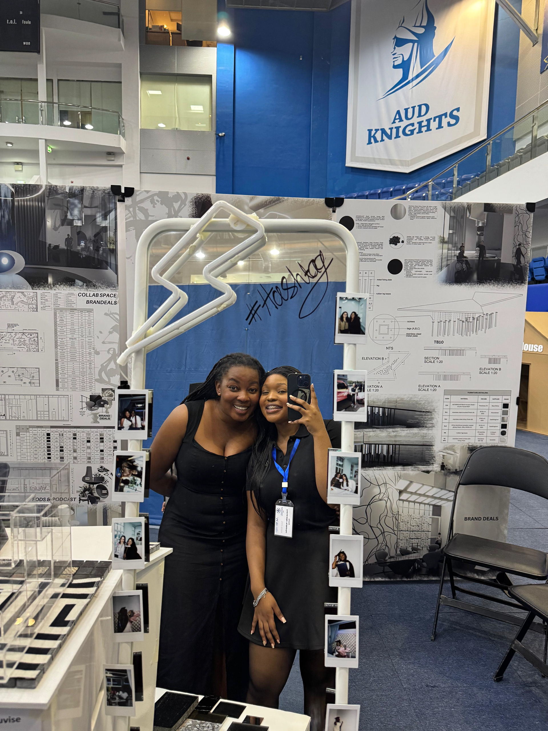 Senior Showcase Stand