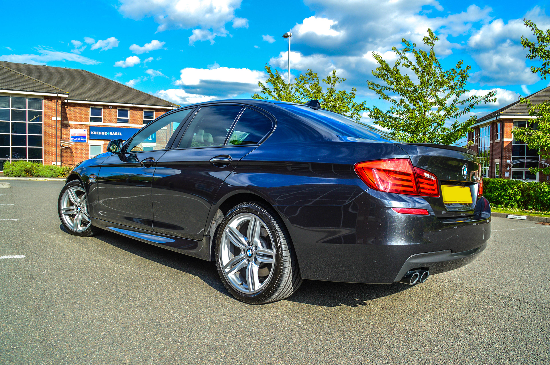 Bmw 523. BMW 523i f10. BMW 523 f10. BMW f10 523i m. BMW f10 2010 523.