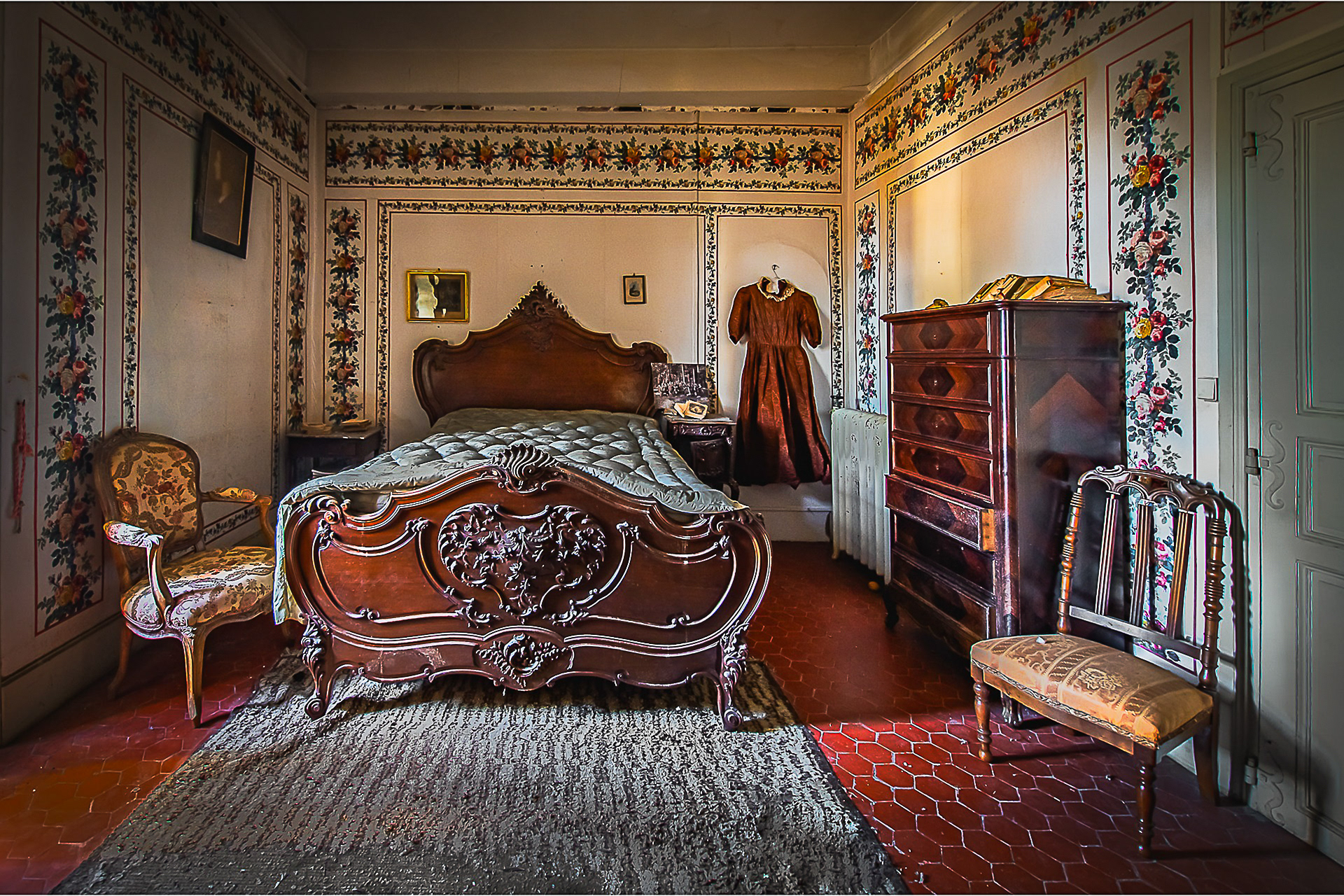 La chambre à la robe