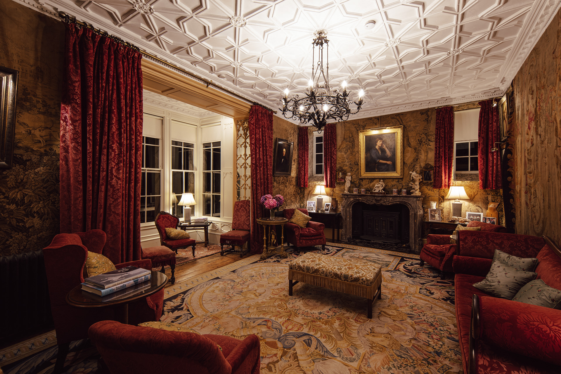 Hungtington Castle - Living Room