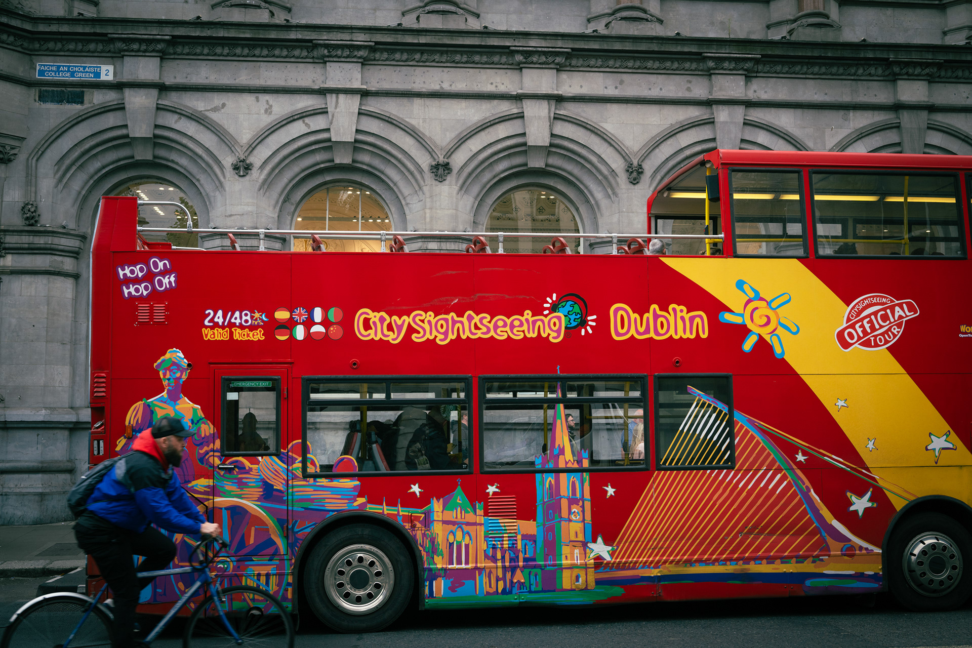 CitySightseeing Bus
