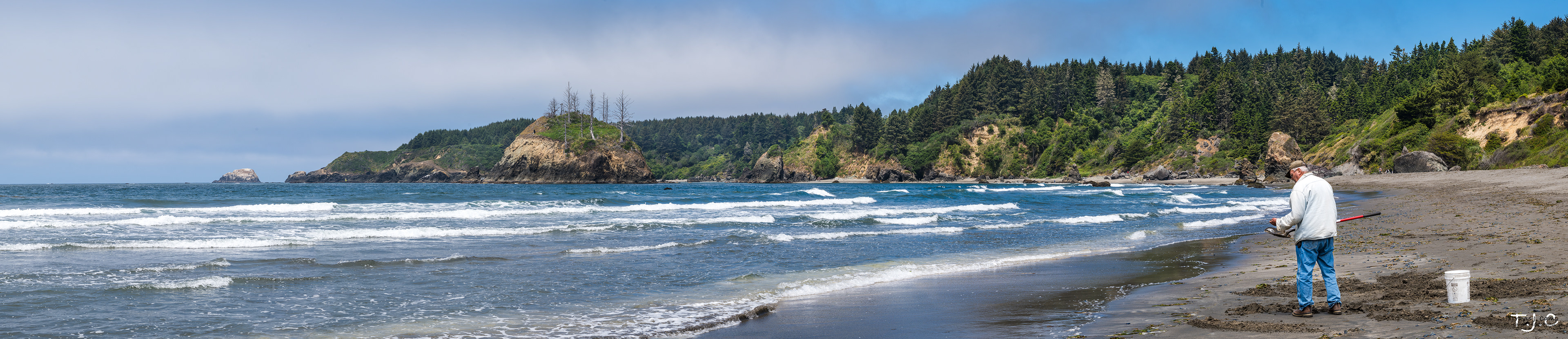Claiming on Trinidad State Beach - California