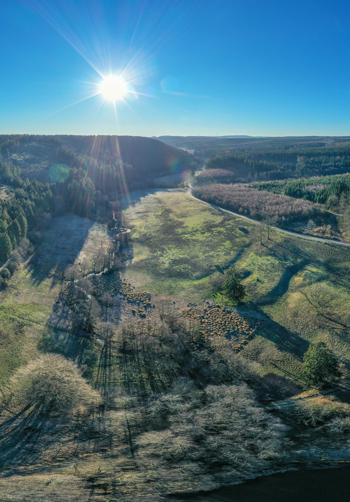 Oberes Bibertal - im Hintergrund der Hochsauerlandkreis.