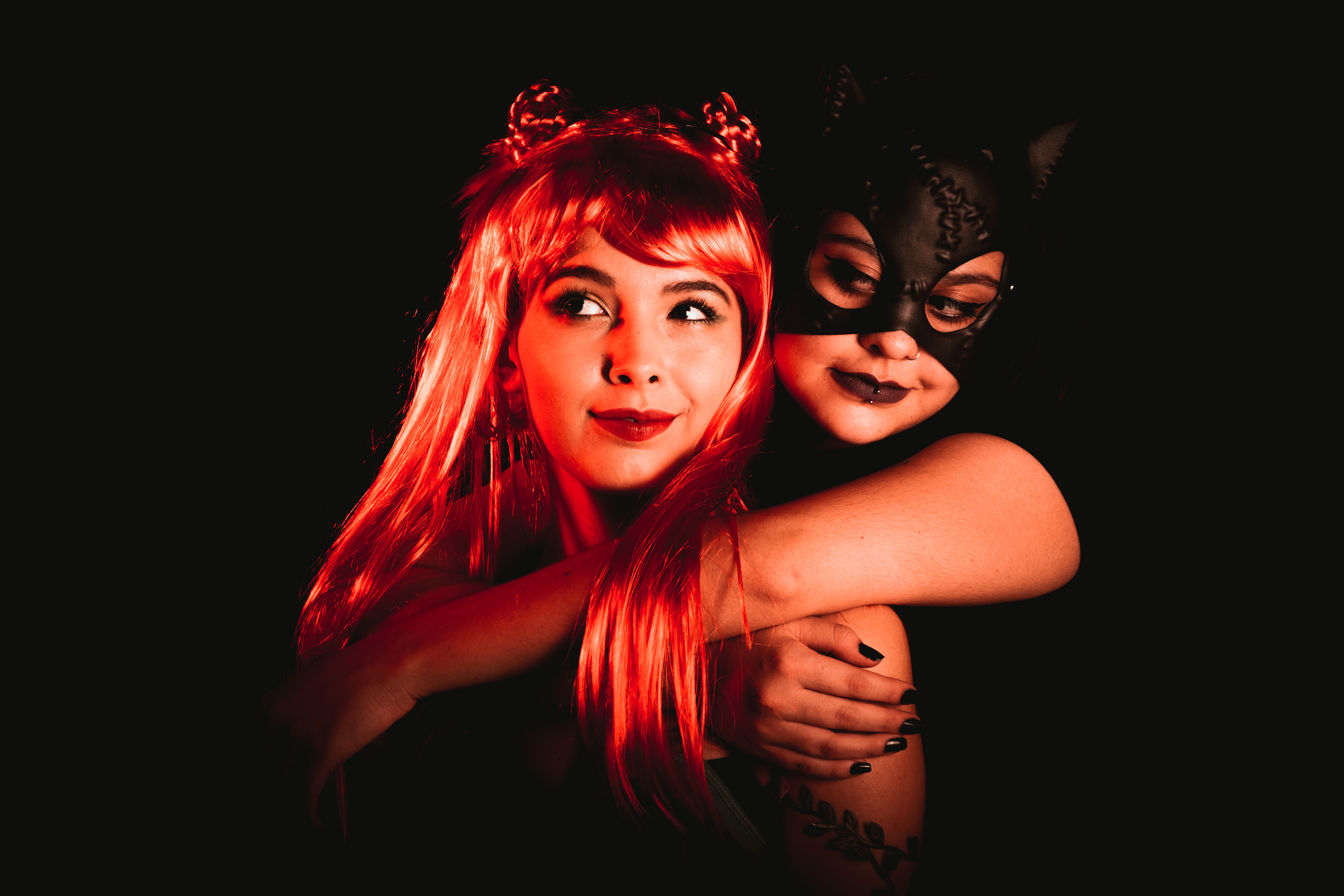 CATWOMAN/POISON IVY