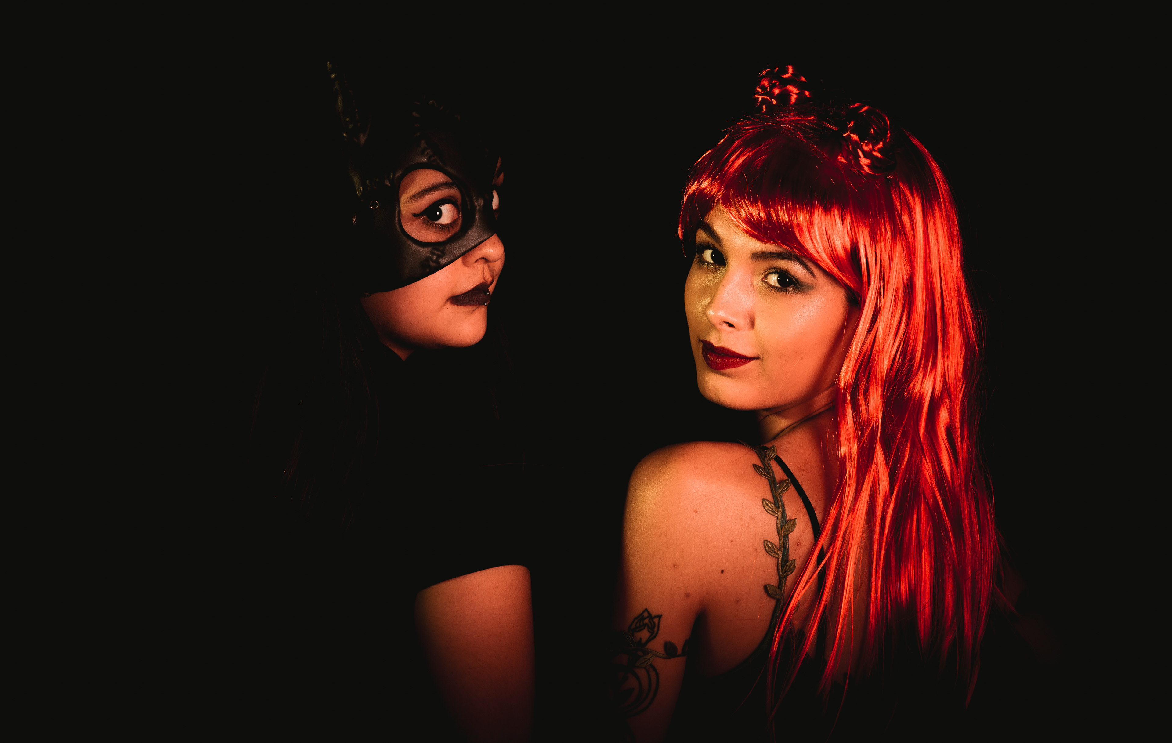CATWOMAN/POISON IVY