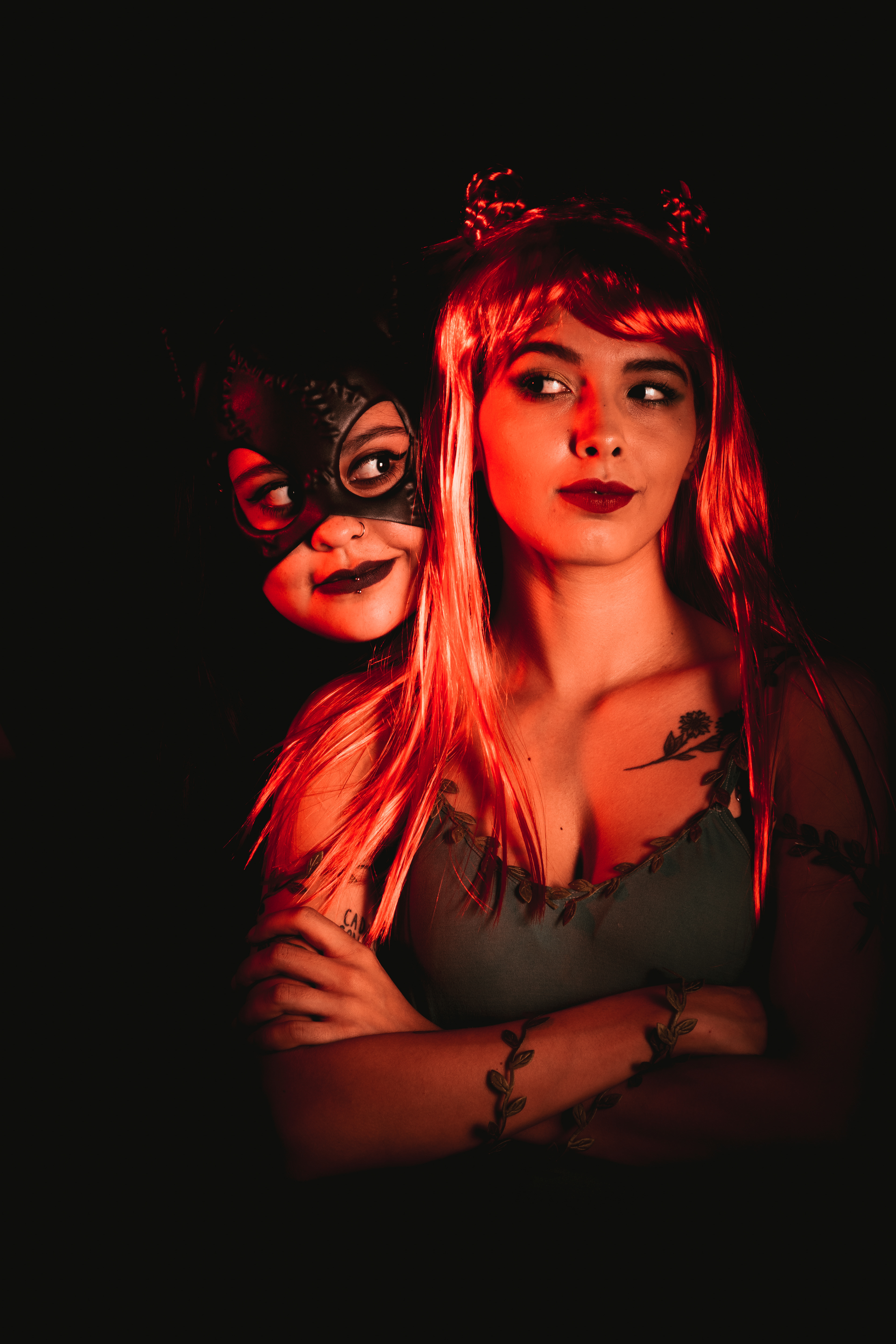 CATWOMAN/POISON IVY