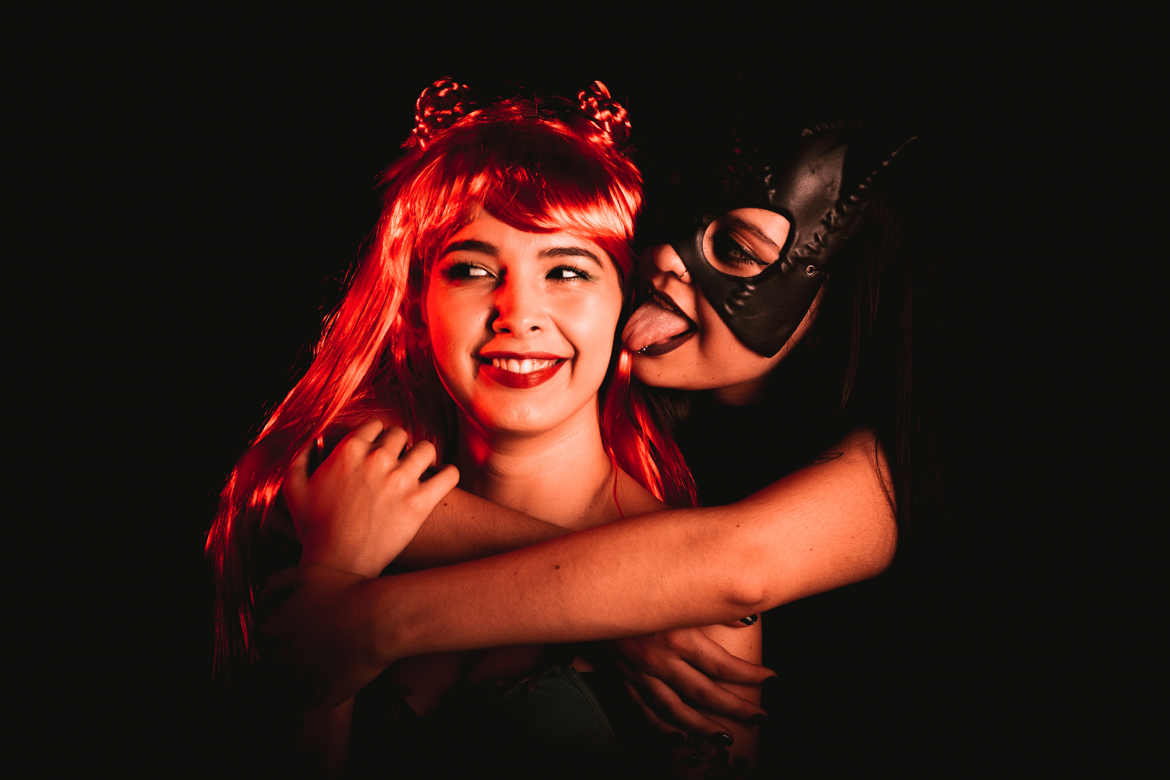 CATWOMAN/POISON IVY
