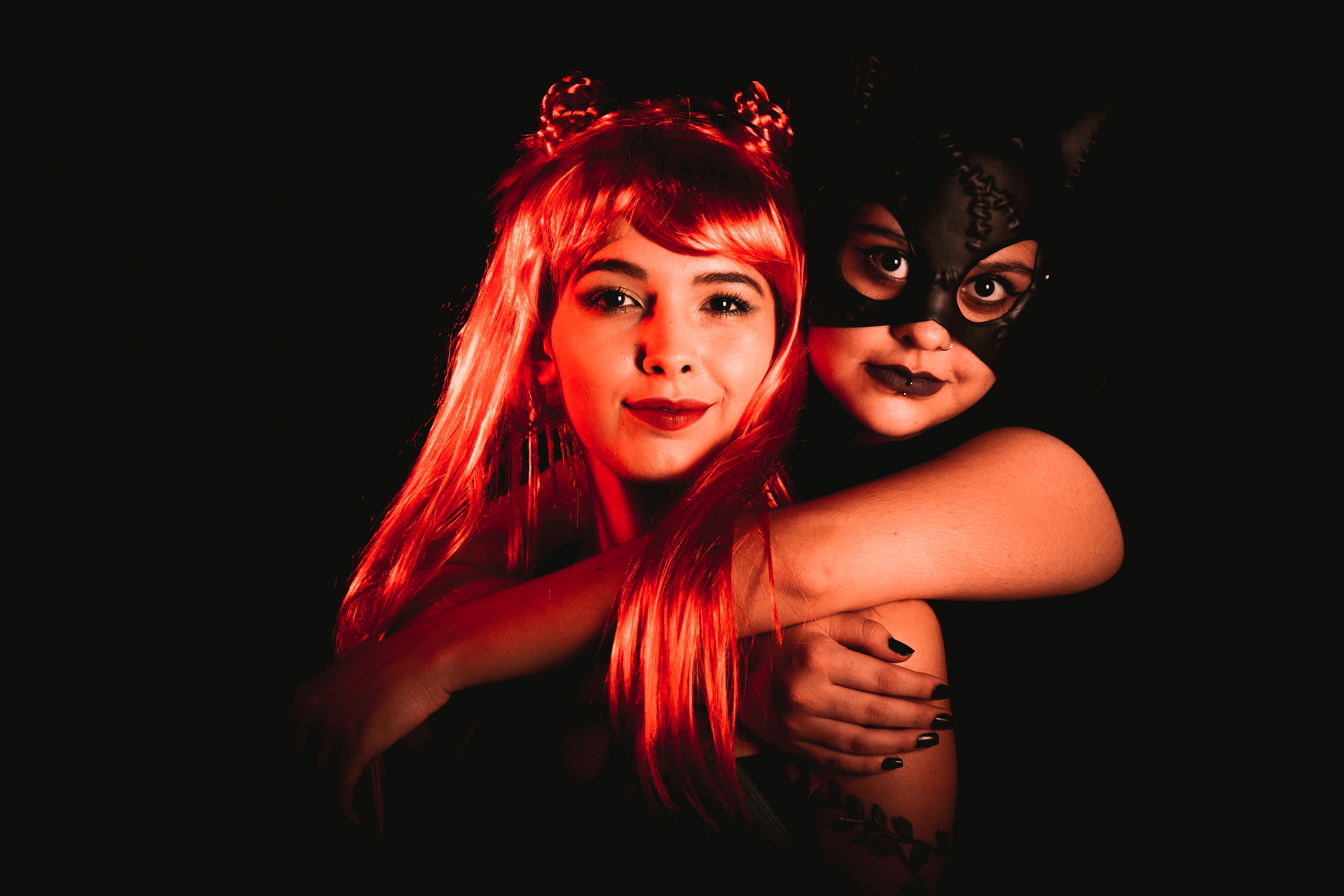 CATWOMAN/POISON IVY