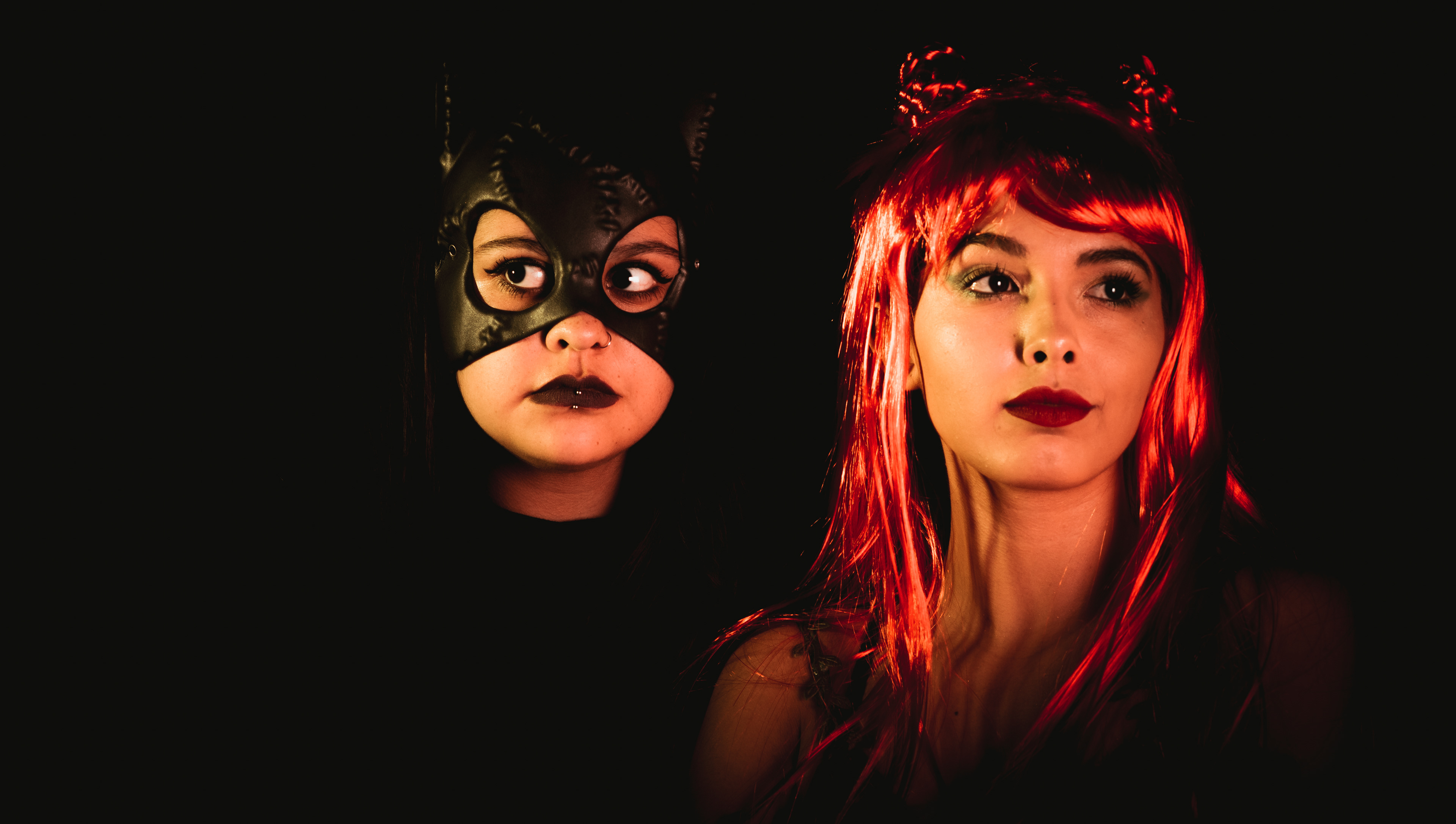 CATWOMAN/POISON IVY