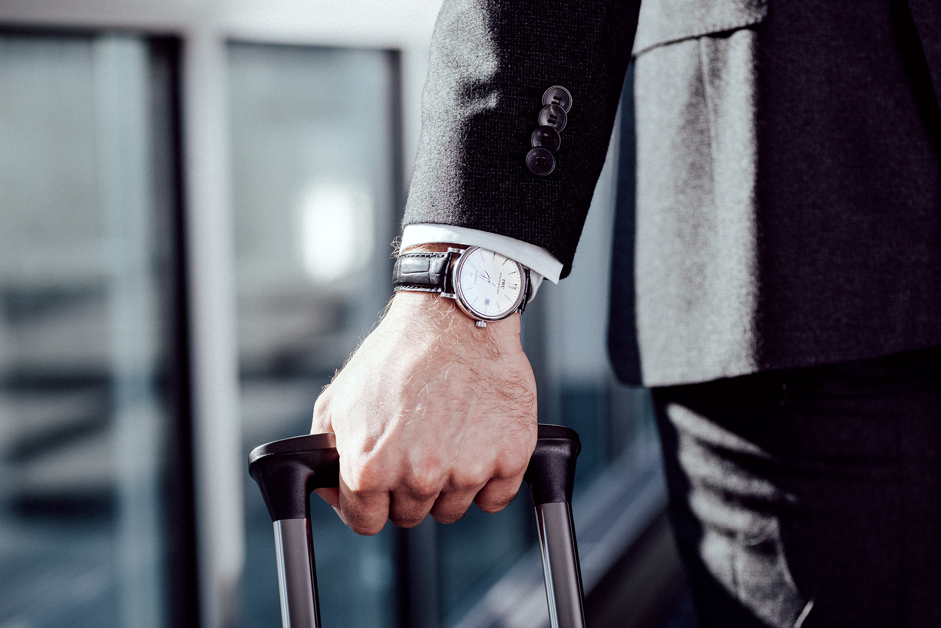 IWC Airport Case walk