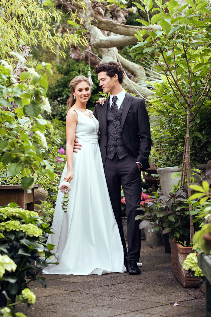 Brautpaar im Dress - Modefotografie - Produktfotograf köln