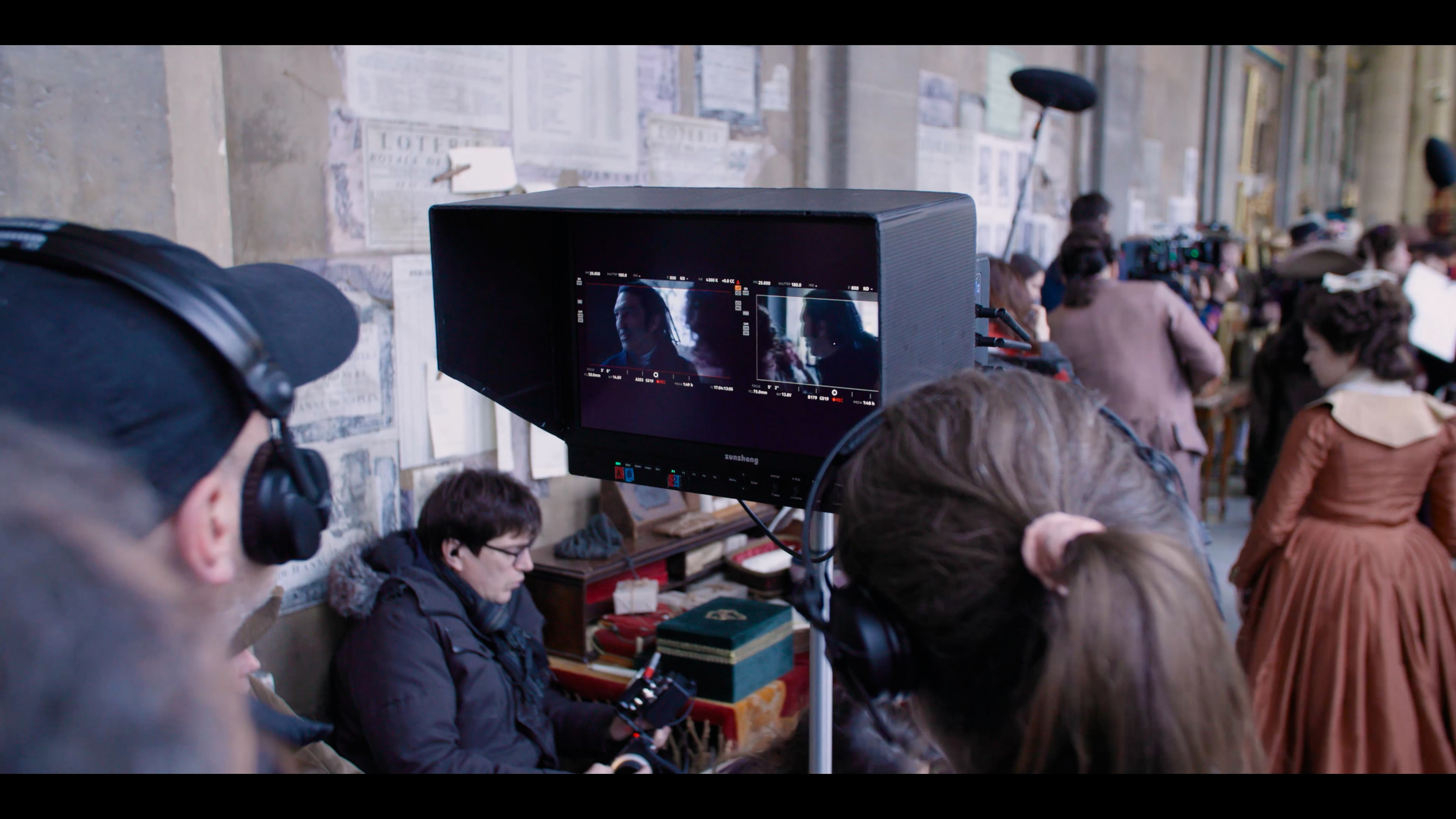 Tournage au palais Royal, Paris -  les coulisses d'une création originale : Marie Antoinette l'affaire du collier - (c) Martin Peterolff