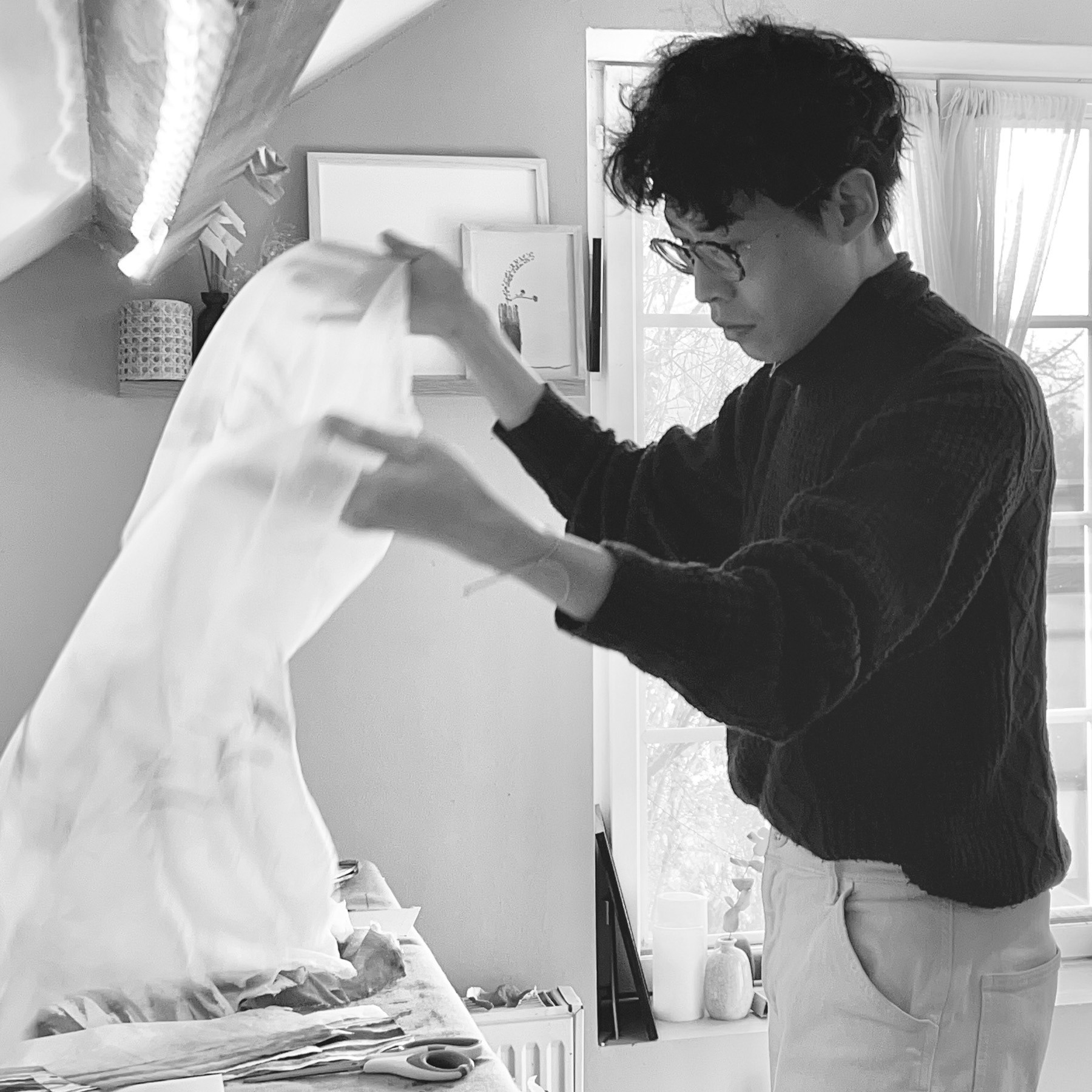 Artist Jung SHEN in his studio