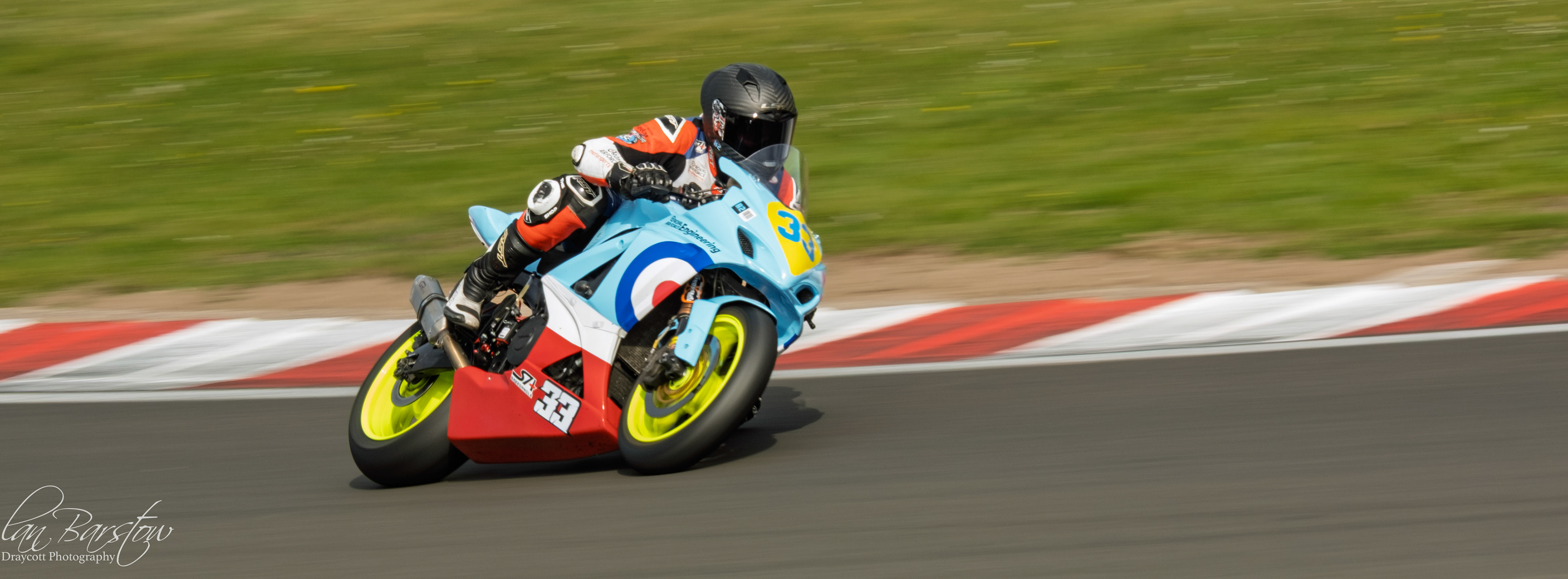 No Limits Racing - Donington Park April 2026