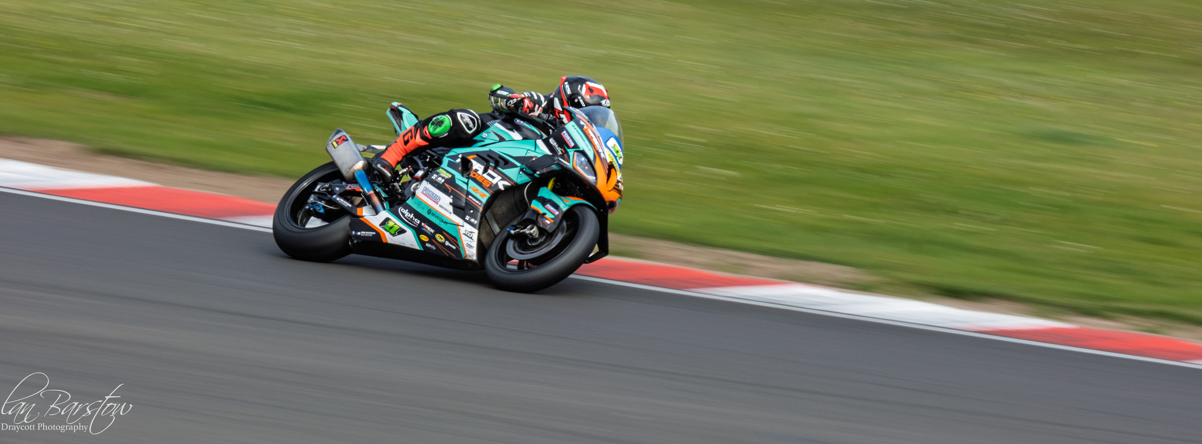 No Limits Racing - Donington Park April 2026