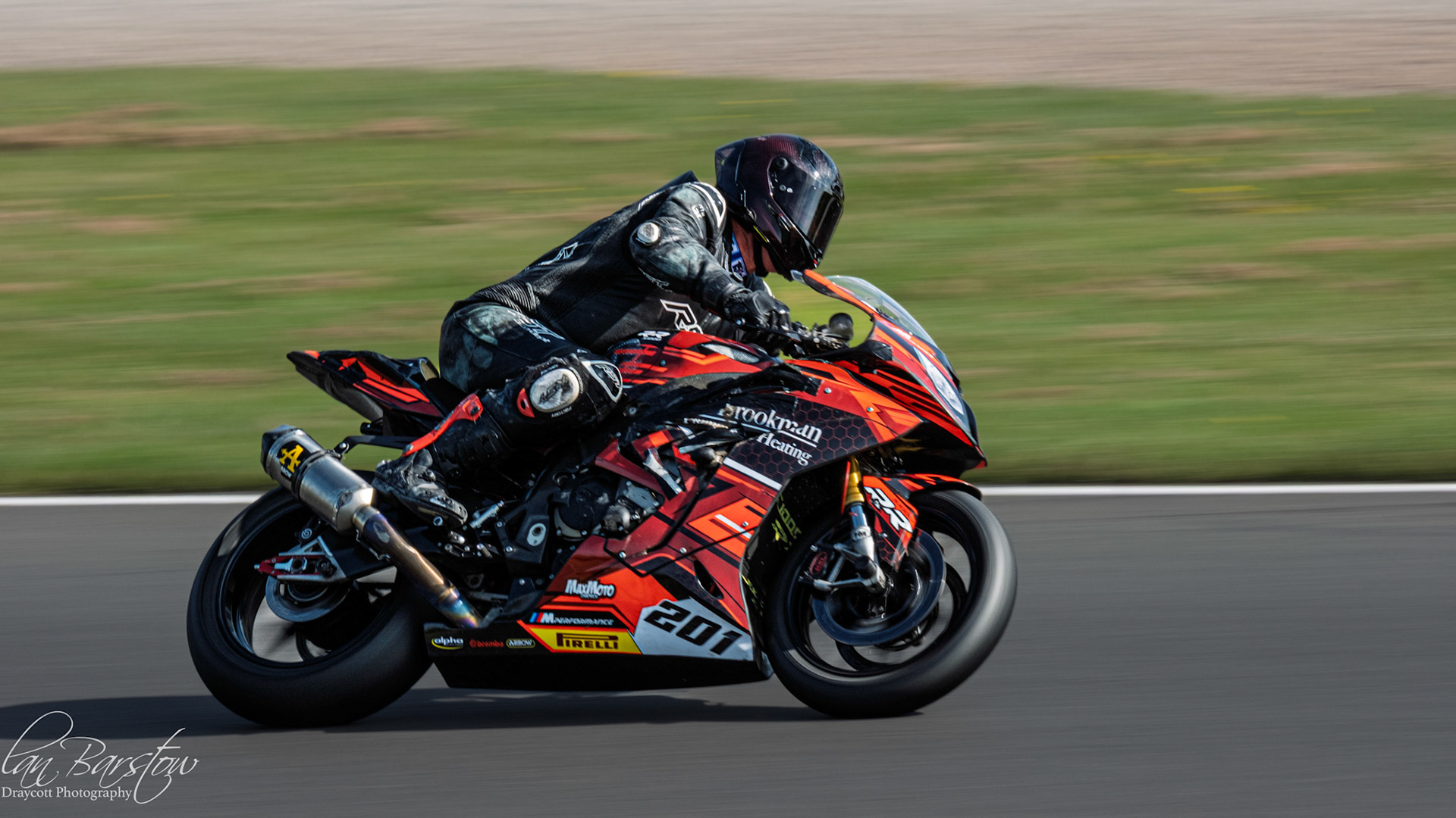 No Limits Racing - Donington Park April 2026