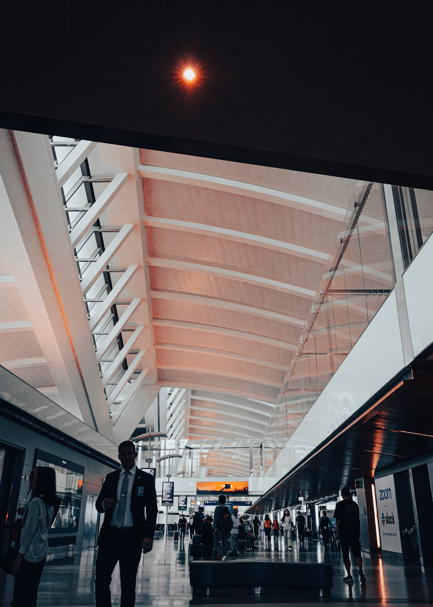 Los Angeles (LAX), Tom Bradley International Terminal