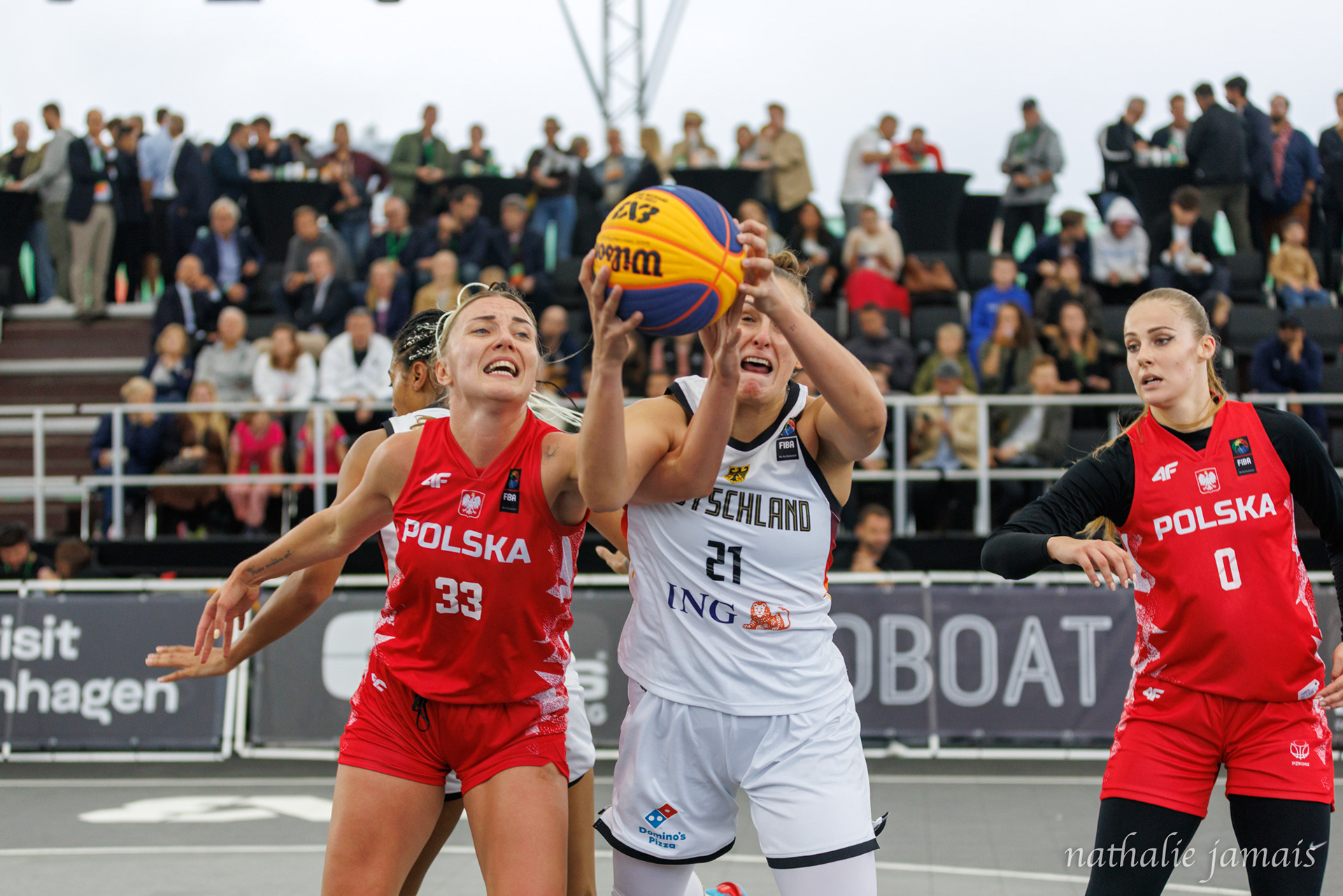 Weronika Telenga (POL) Sarah Polleros (GER)