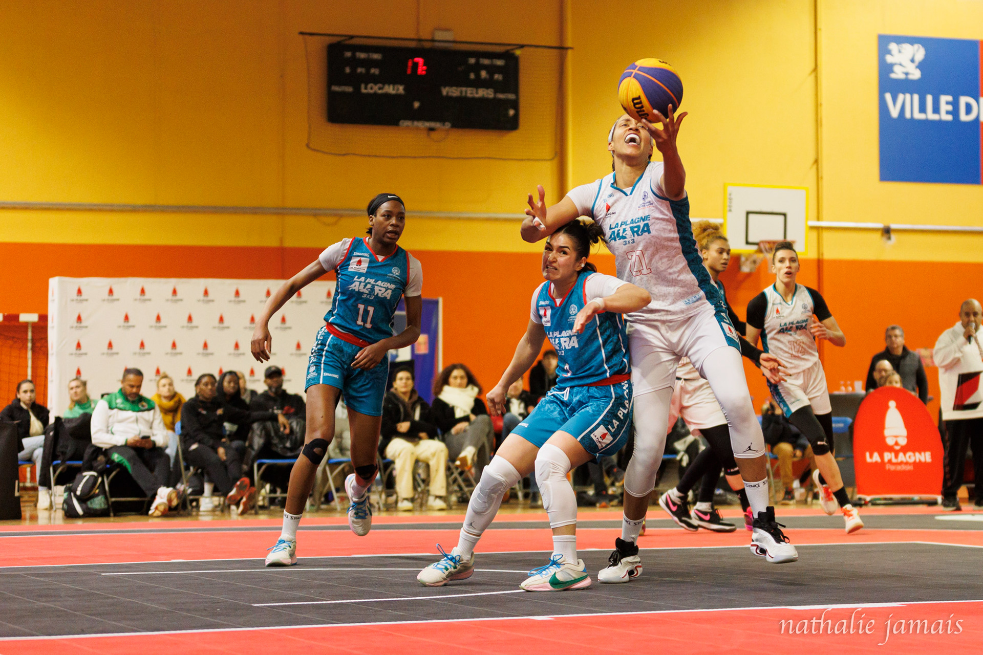 LA PLAGNE AURA 1 - LA PLAGNE AURA 2