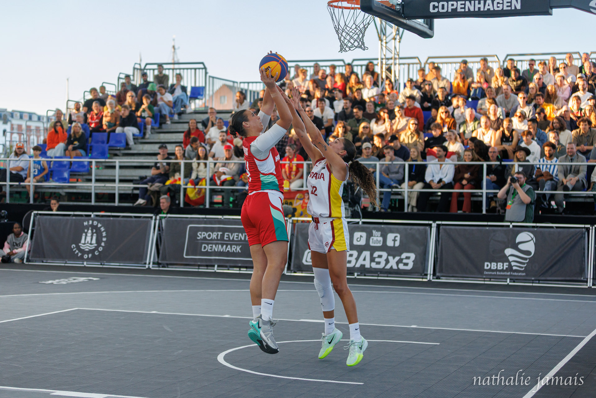 Dorottya Budacsik (HUN) Juana Camilion (ESP)