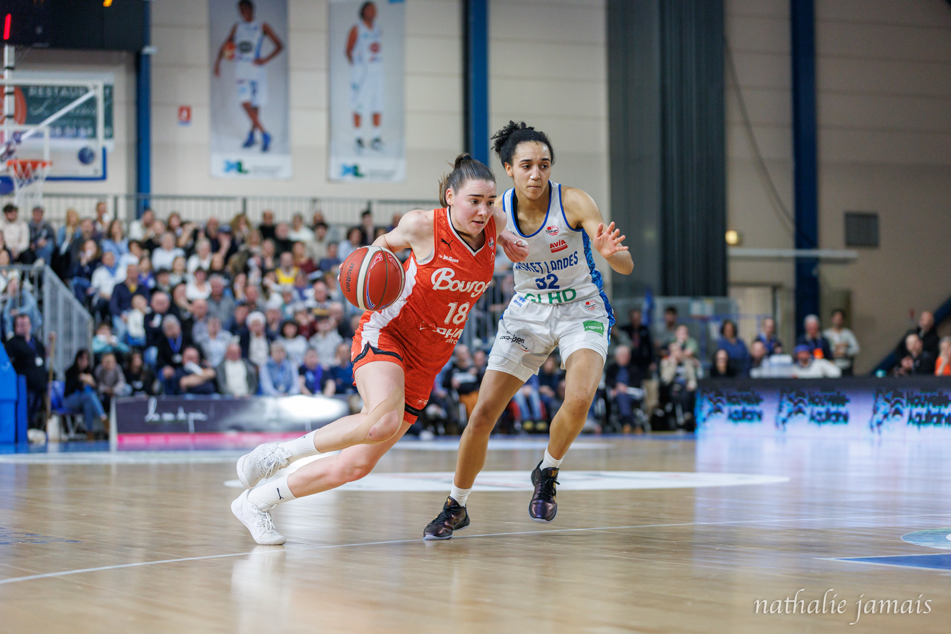 Pauline Astier, Leila lacan