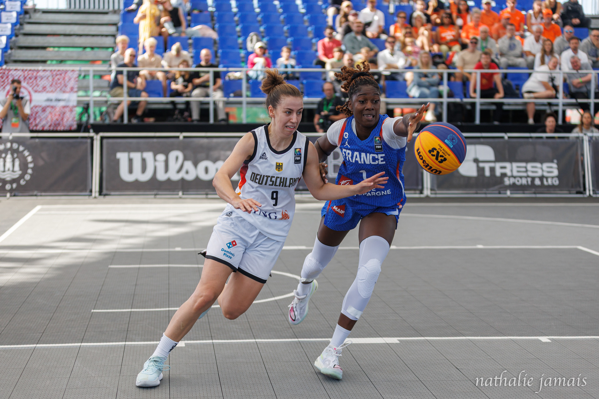 Marie Mane (FRA) Victoria Poros (GER)