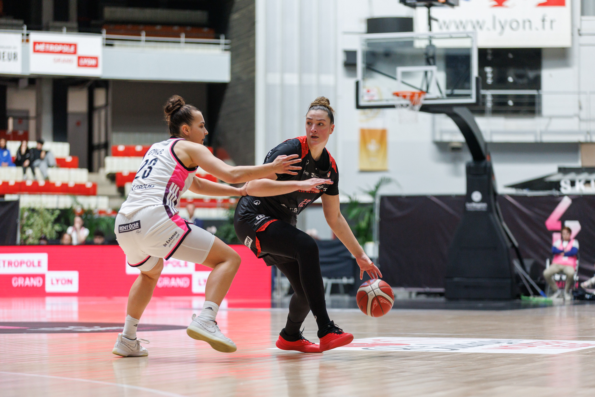 Aleksa Gulbe, Alexia Chery