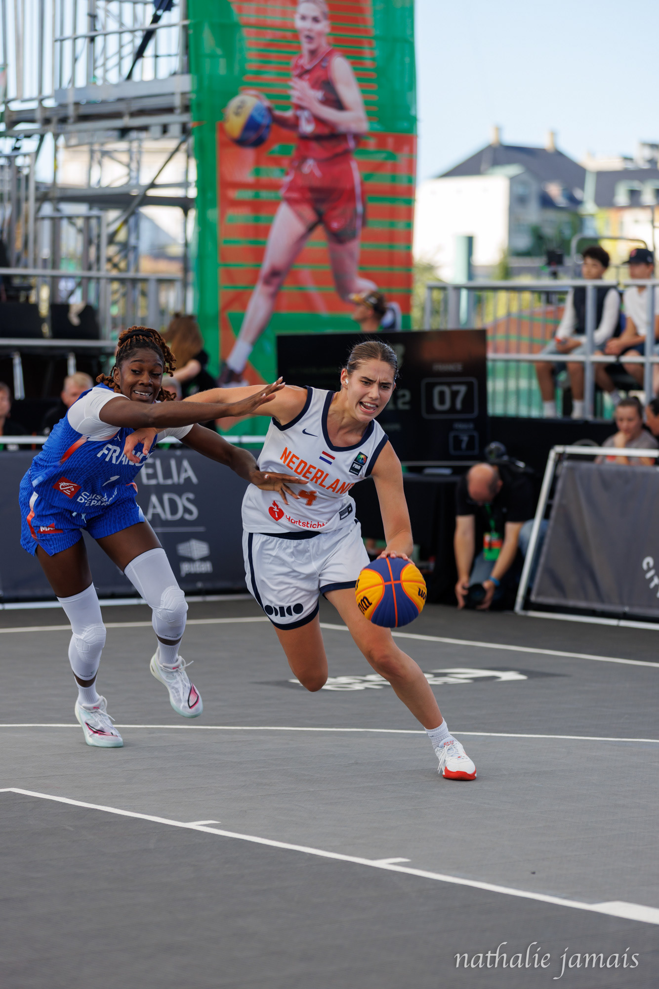 Noortje Driessen (NED) Marie Mane (FRA)