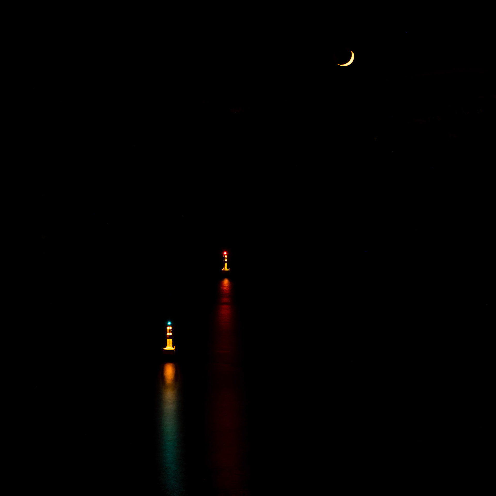 Aligned.  - Drøbak, Norway. March 2022