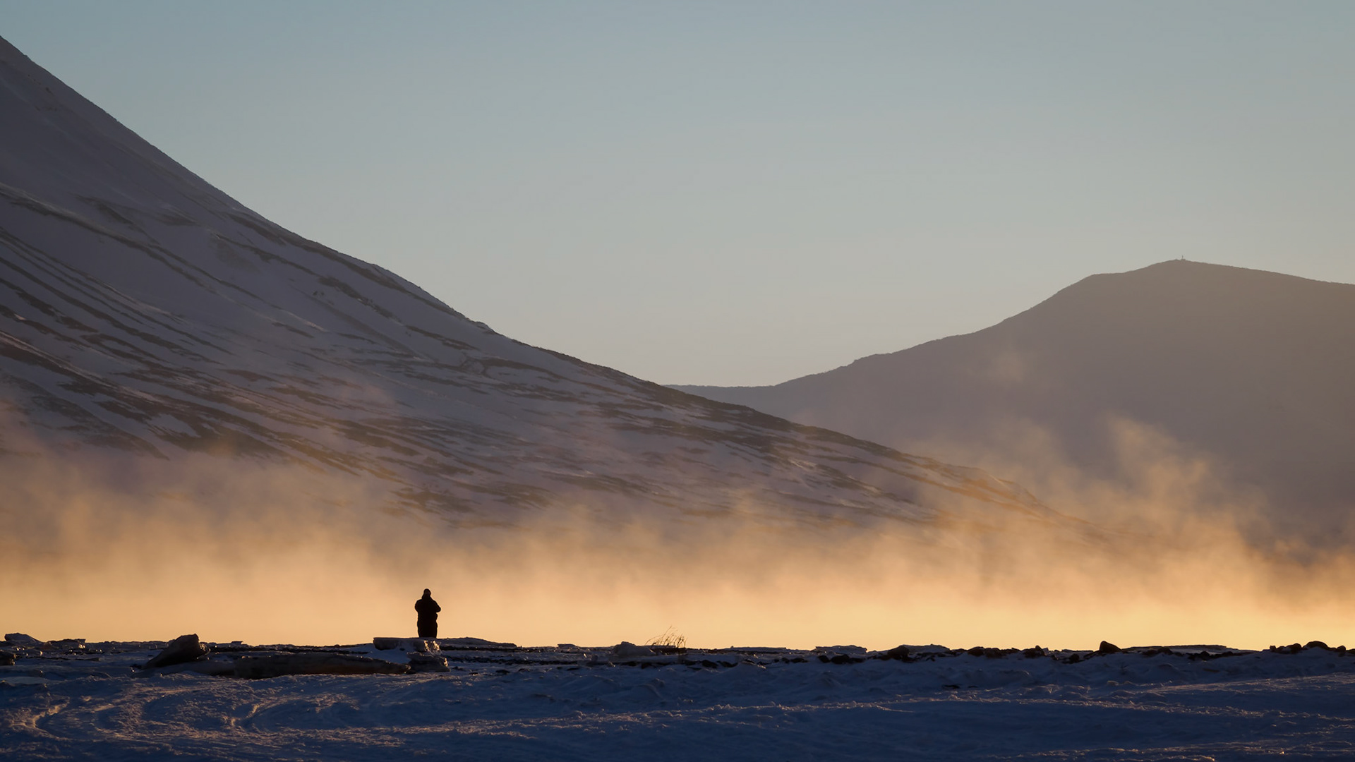 -23 C.  - Longyearbyen, Svalbard. March 2023
