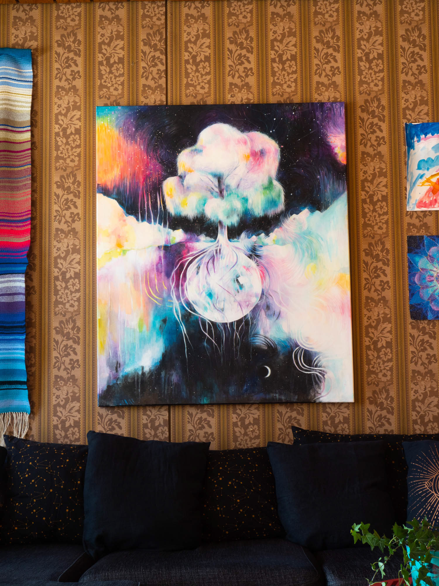 Miljöössä: Connection 2021, akryyli kankaalle 100x 120 cm