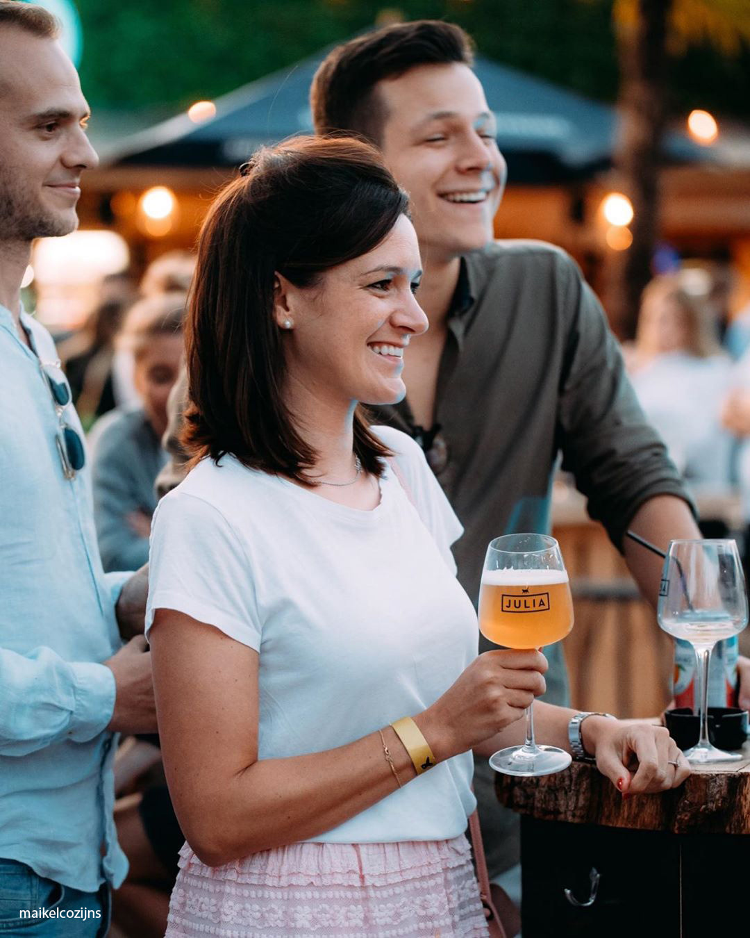 Branding voor Julia, een gebrouwen aperitief.