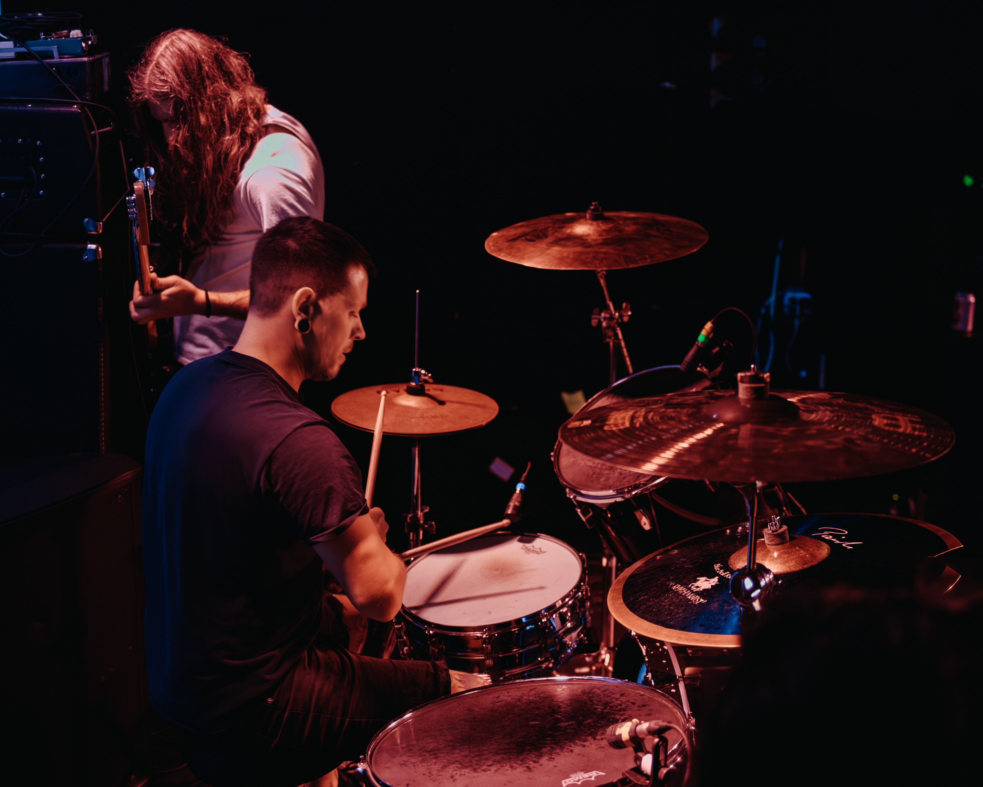 Tekarra - Astoria - Vancouver - Bass player and drummer performing