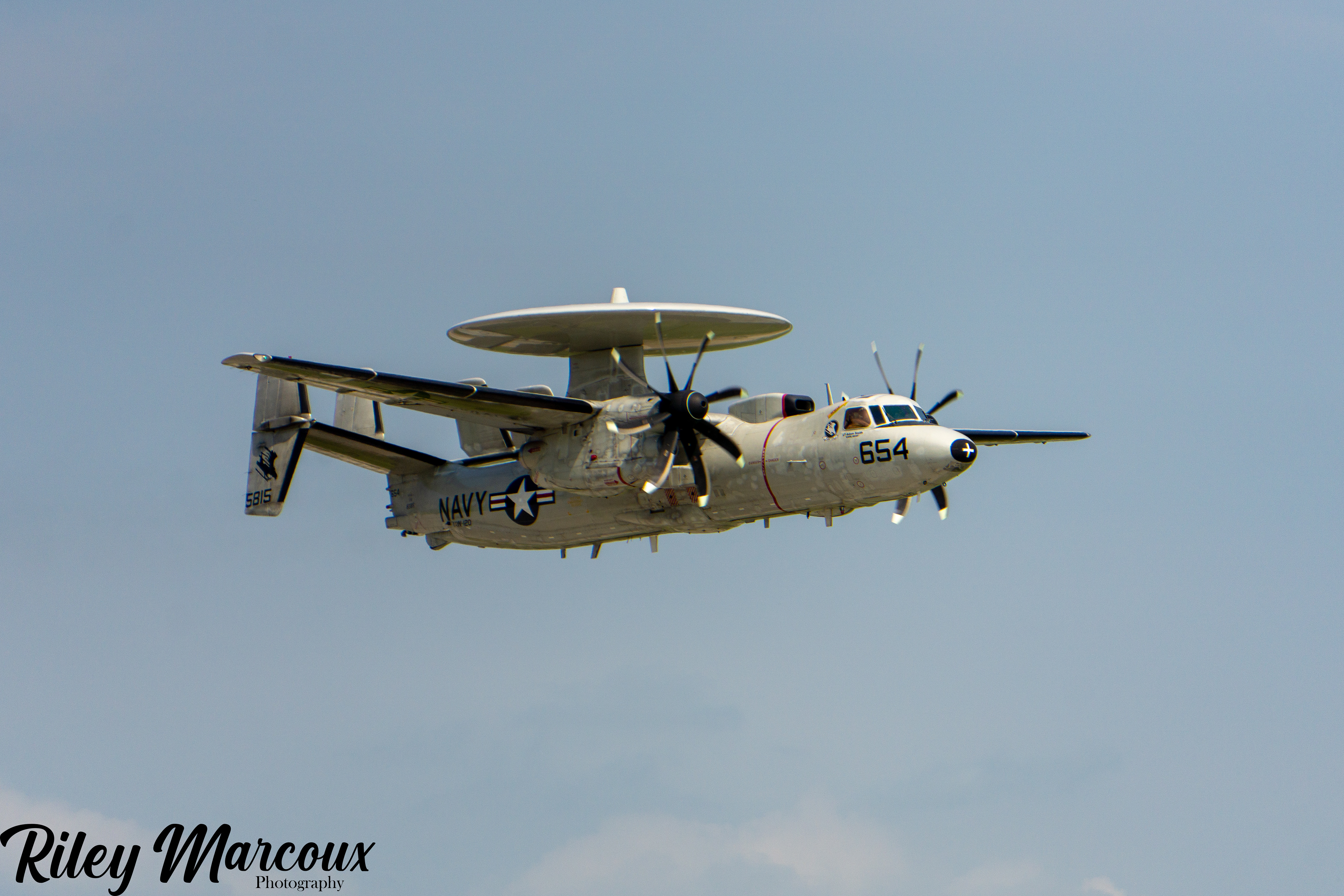UNITED STATES NAVY E-2C HAWKEYE