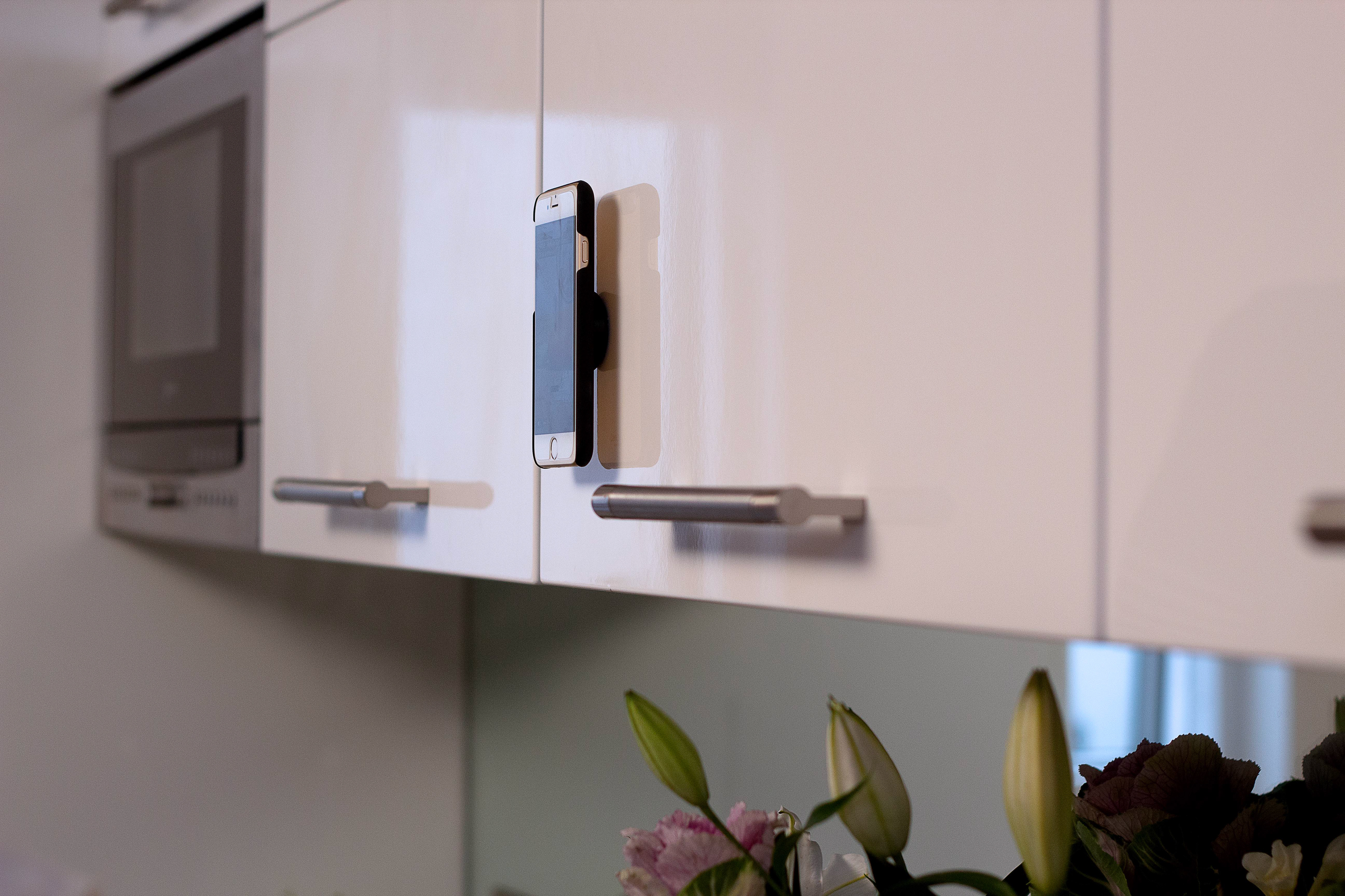 Set photography for a commercial by the British design company Knomo (London), directed by Andy Michaels.