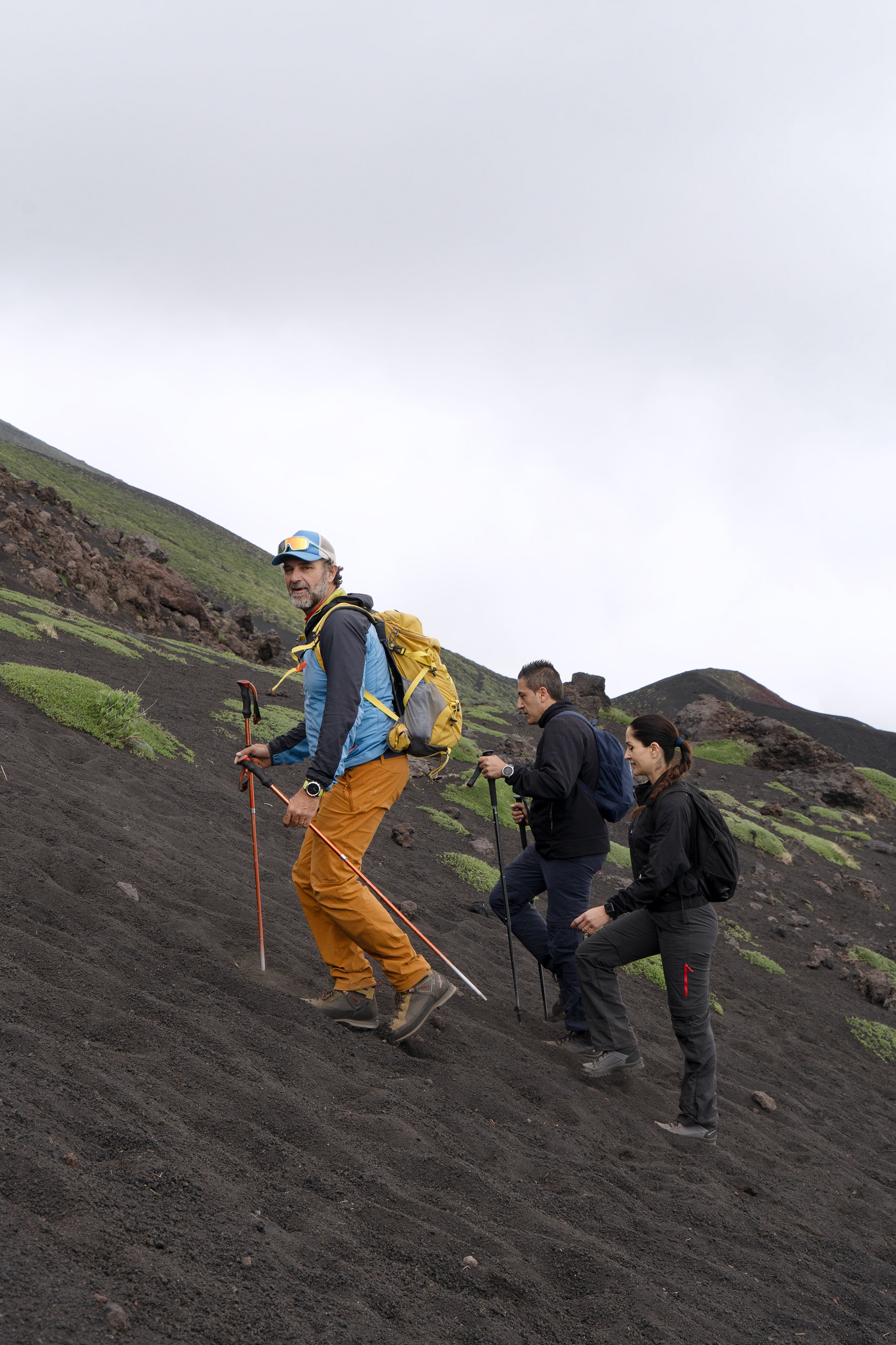 Shooting commissioned by Airbnb Experiences in 2025, capturing the majestic Mount Etna alongside Dario Vaghi, an expert guide with over 20 years of experience. The series highlights immersive nature exploration and authentic slow travel moments.