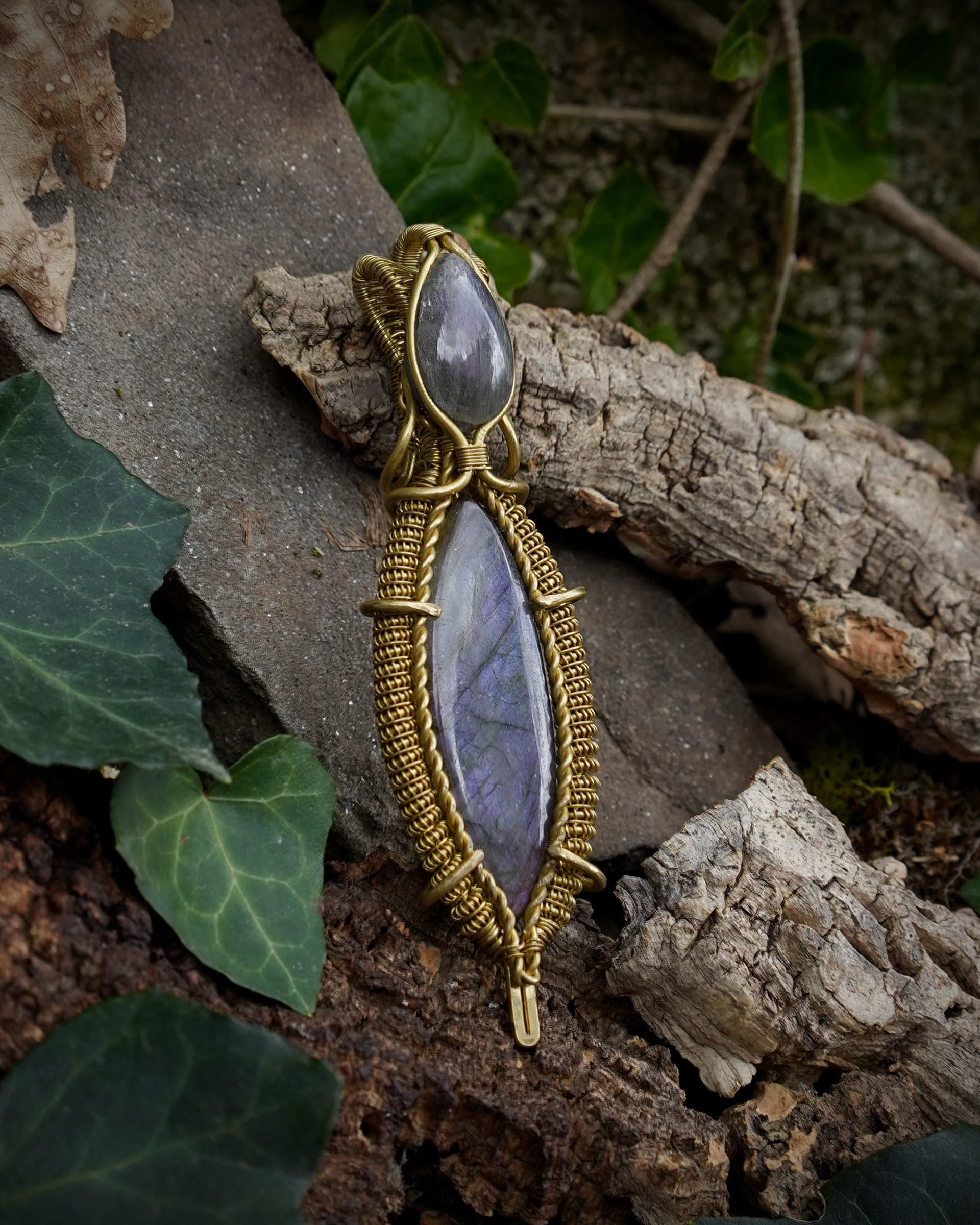 Jewelry photography for the Sicilian artisan Rodolfo Cincotta, designed for social media marketing and brand promotion.